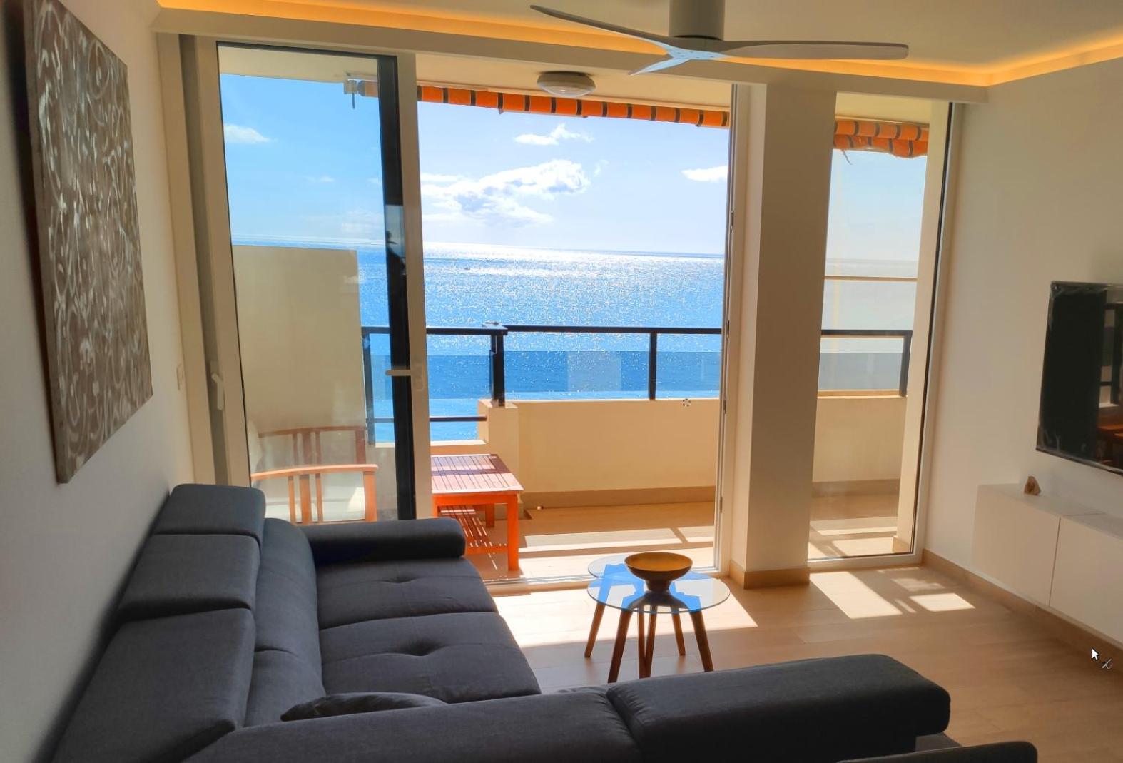 Hotel BEACHFRONT -- NEW LUXURY Apartment -- 1ª Linea Playa -- Fuengirola CITY CENTER -- Private PARKING -- Panoramic Sea Views -- - Image 1