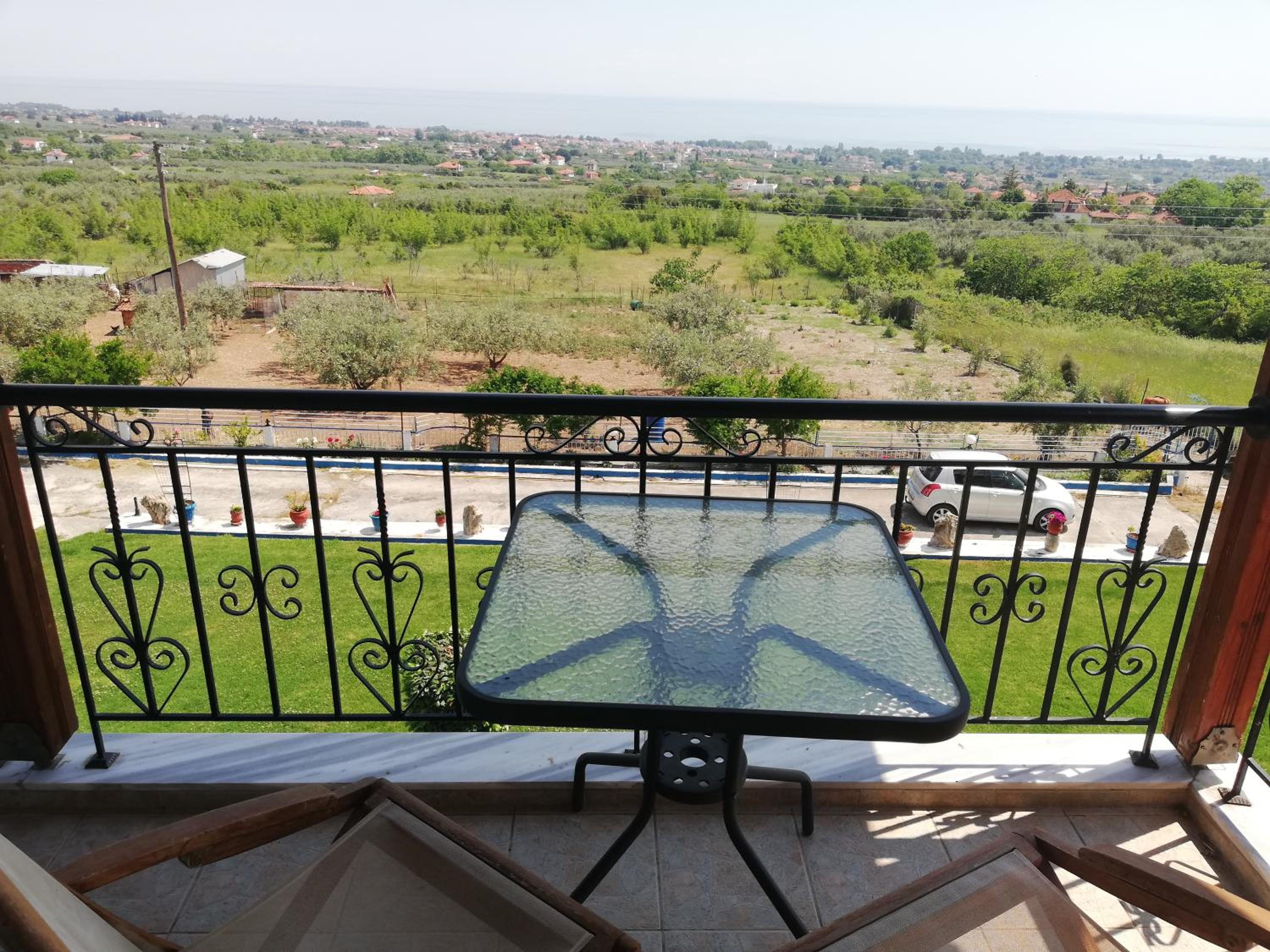 ΕΞΟΧΙΚΟ ΣΤΟΥΣ ΠΡΟΠΟΔΕΣ ΤΟΥ ΟΛΥΜΠΟΥ view 5