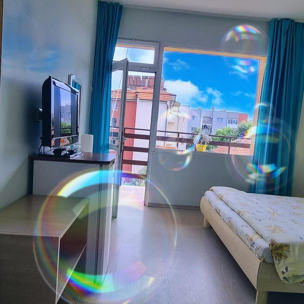 Guest House 