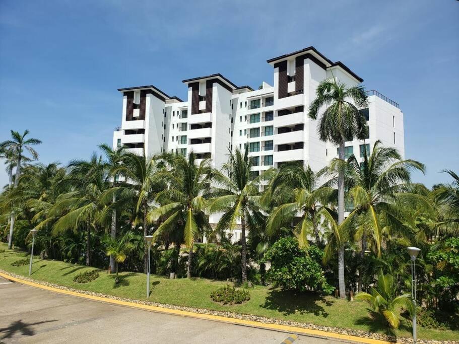 Departamento de lujo con playa privada Acapulco Diamante view 3