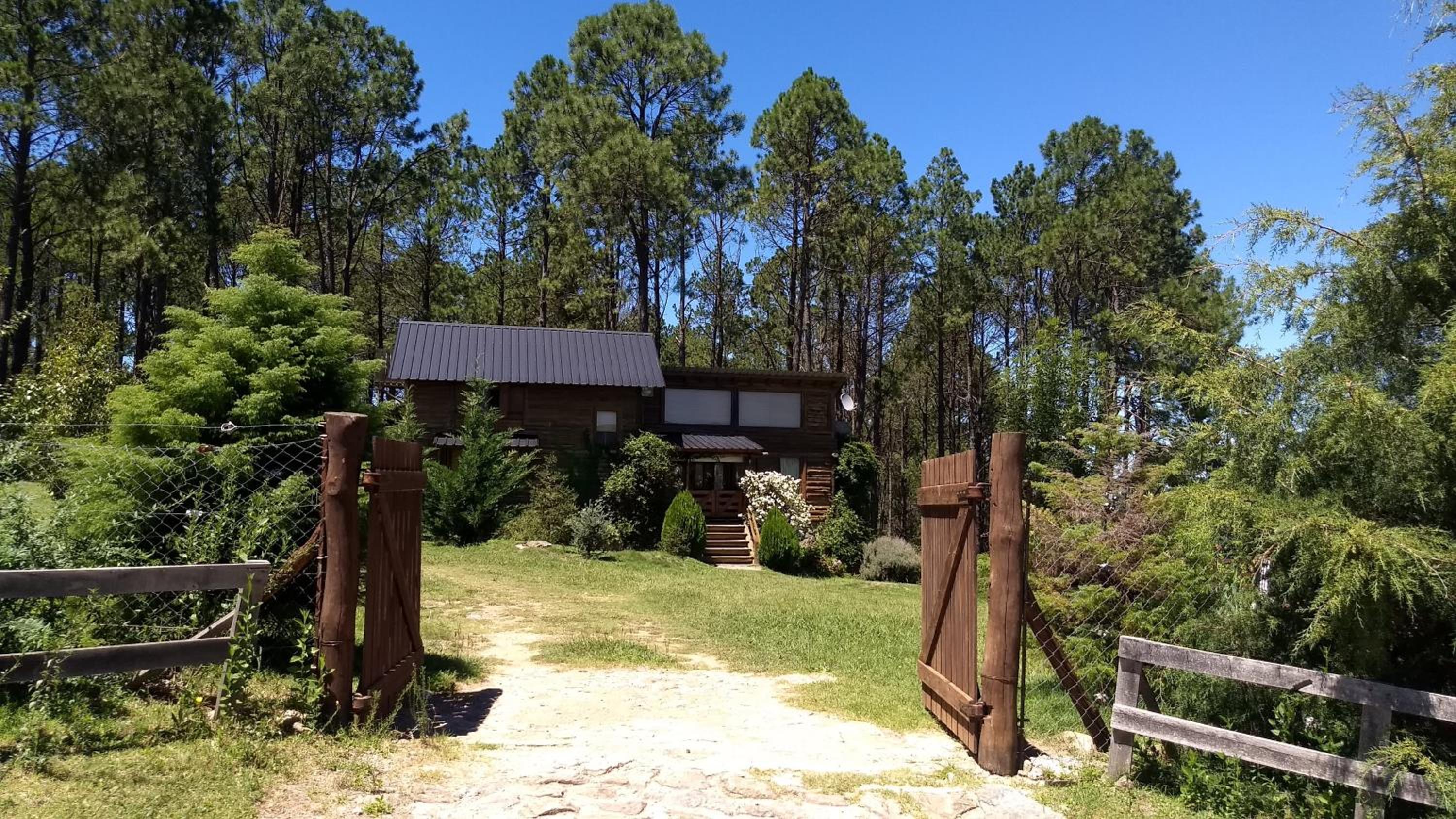 LA LINDA - Cabaña de Montaña