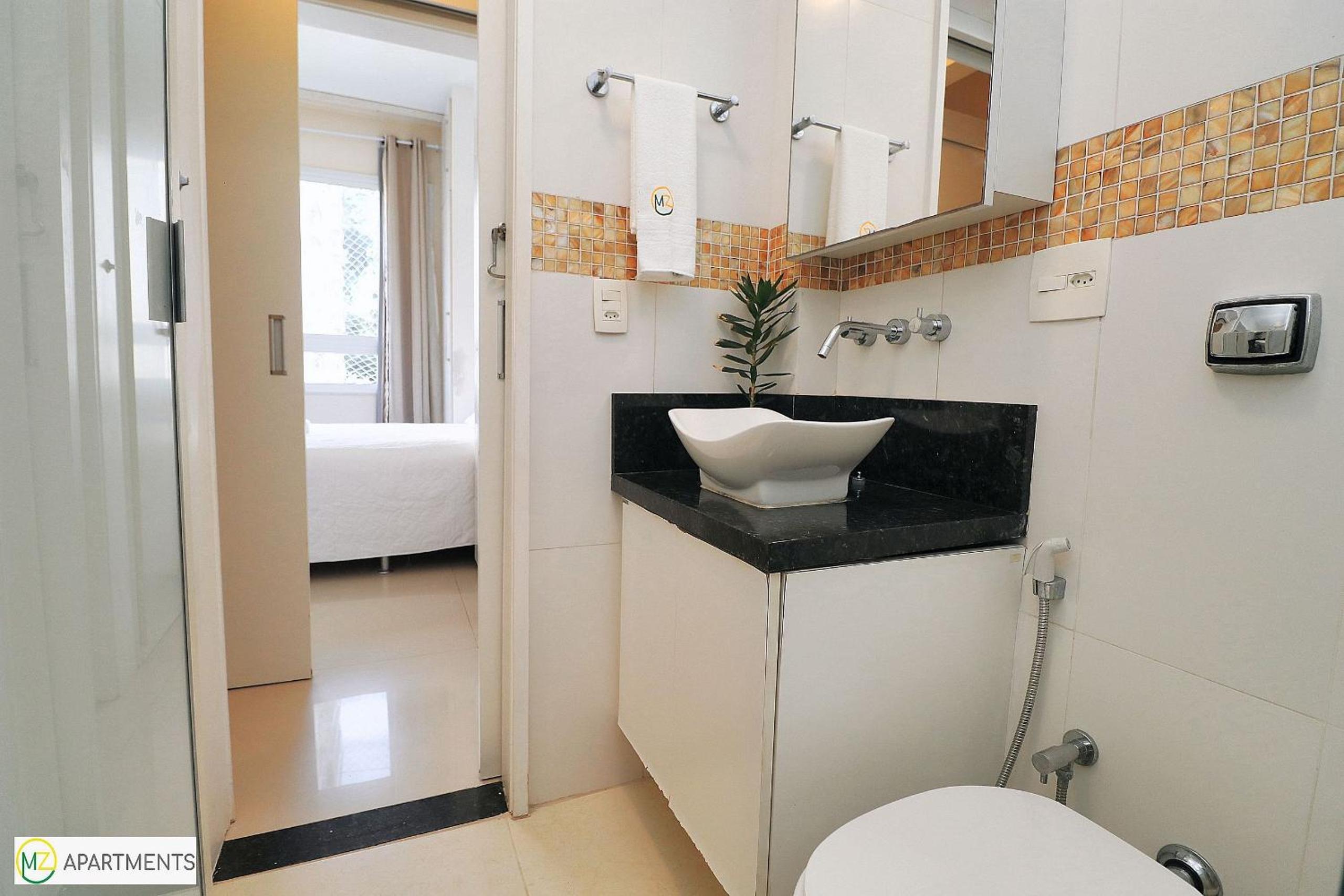 Modern 2 bedrooms in Leme for 4 people