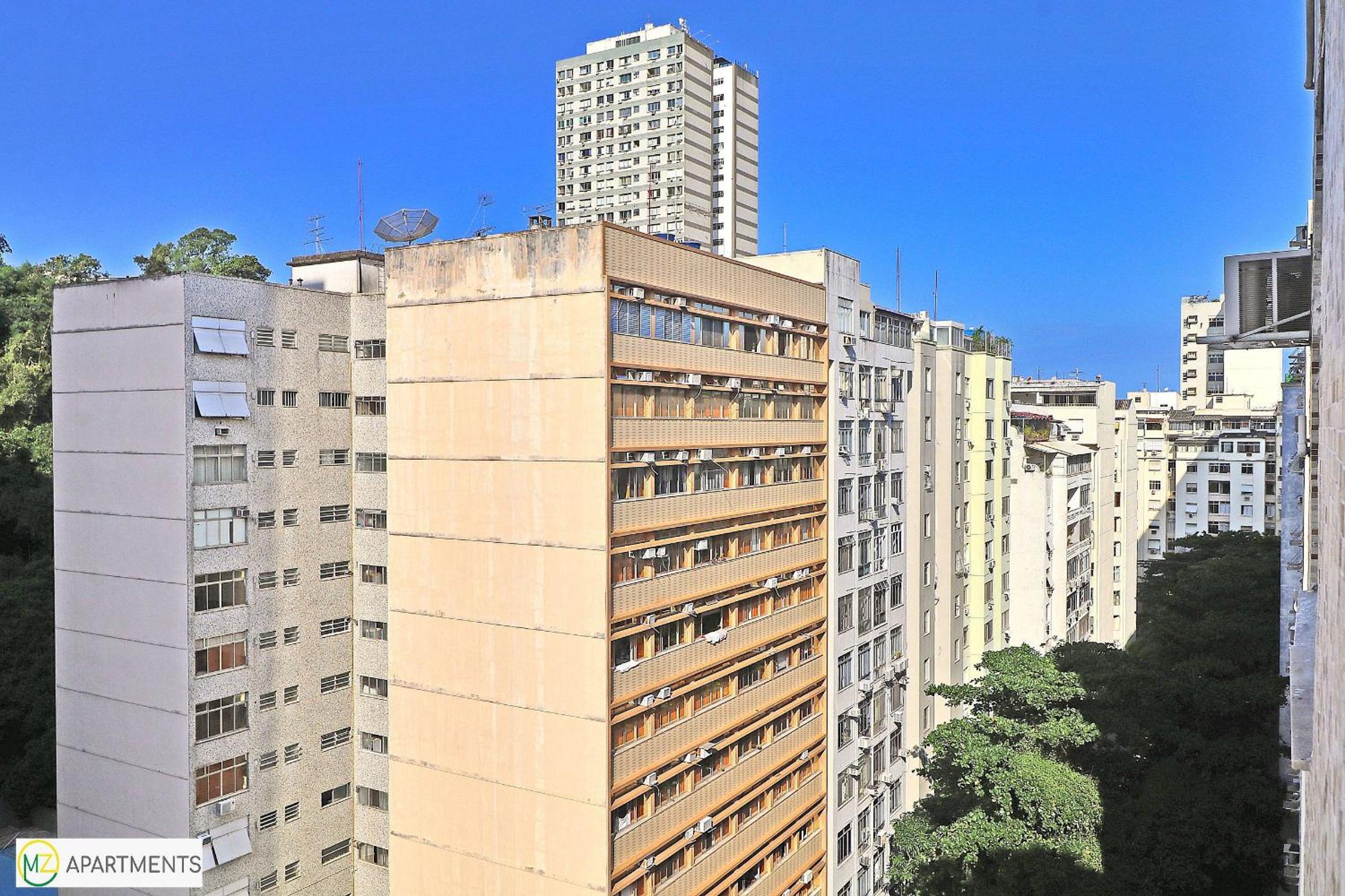 Modern 2 bedrooms in Leme for 4 people
