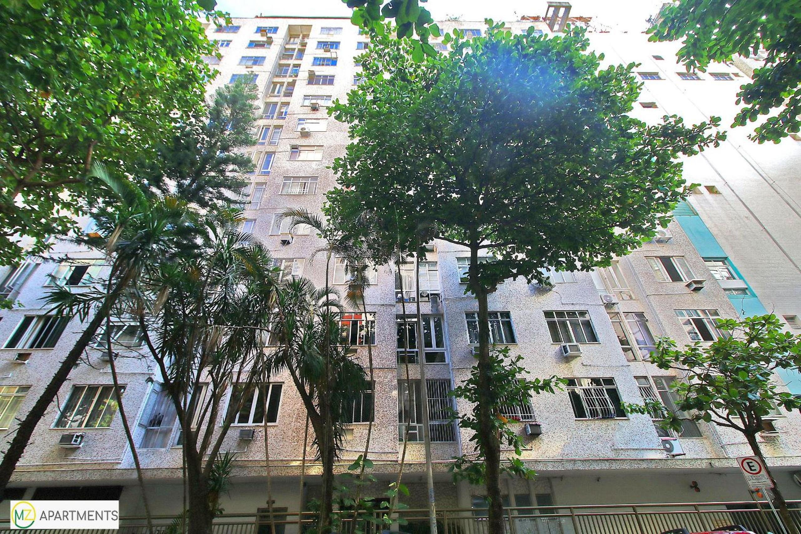 Modern 2 bedrooms in Leme for 4 people