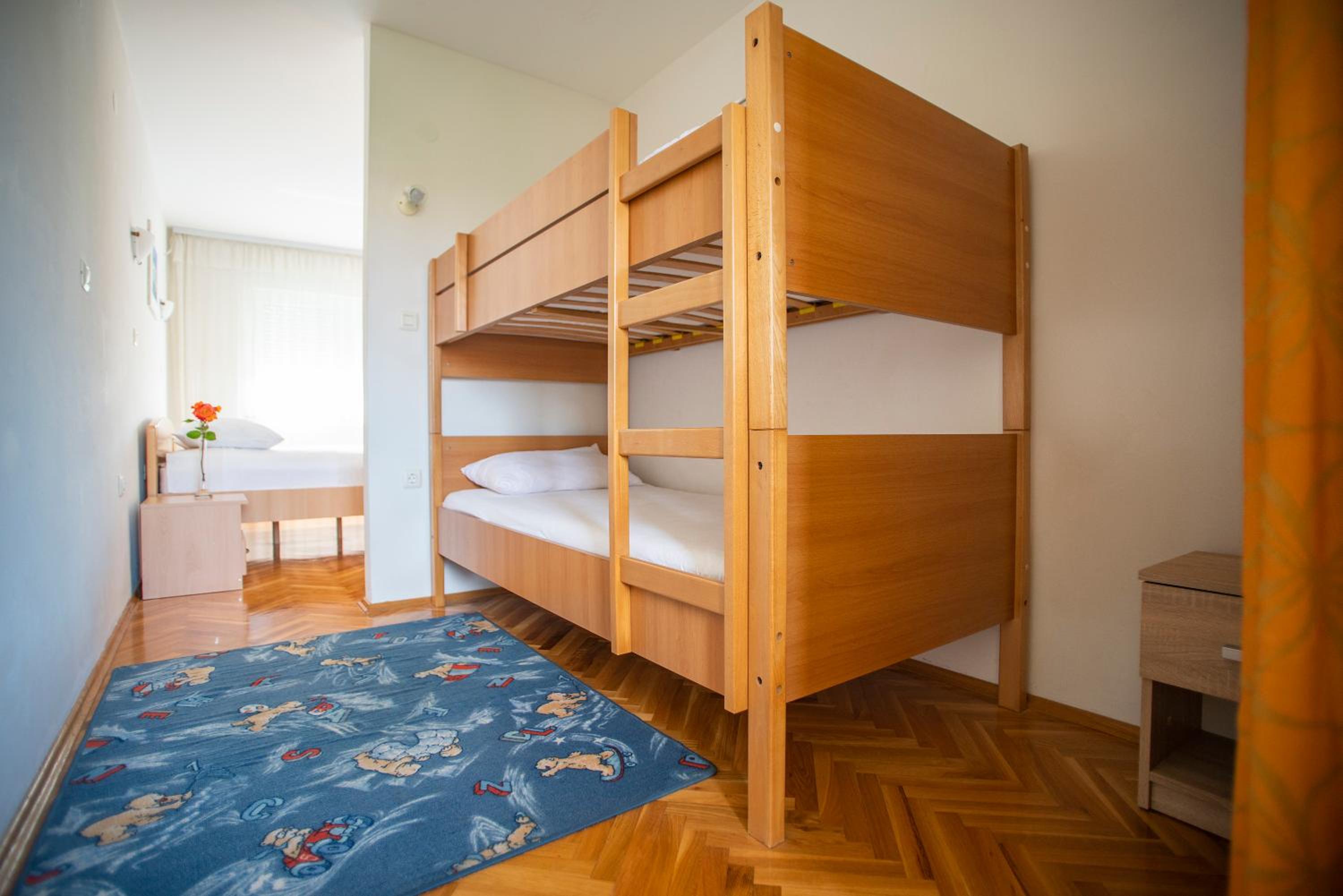 Apartments Nina