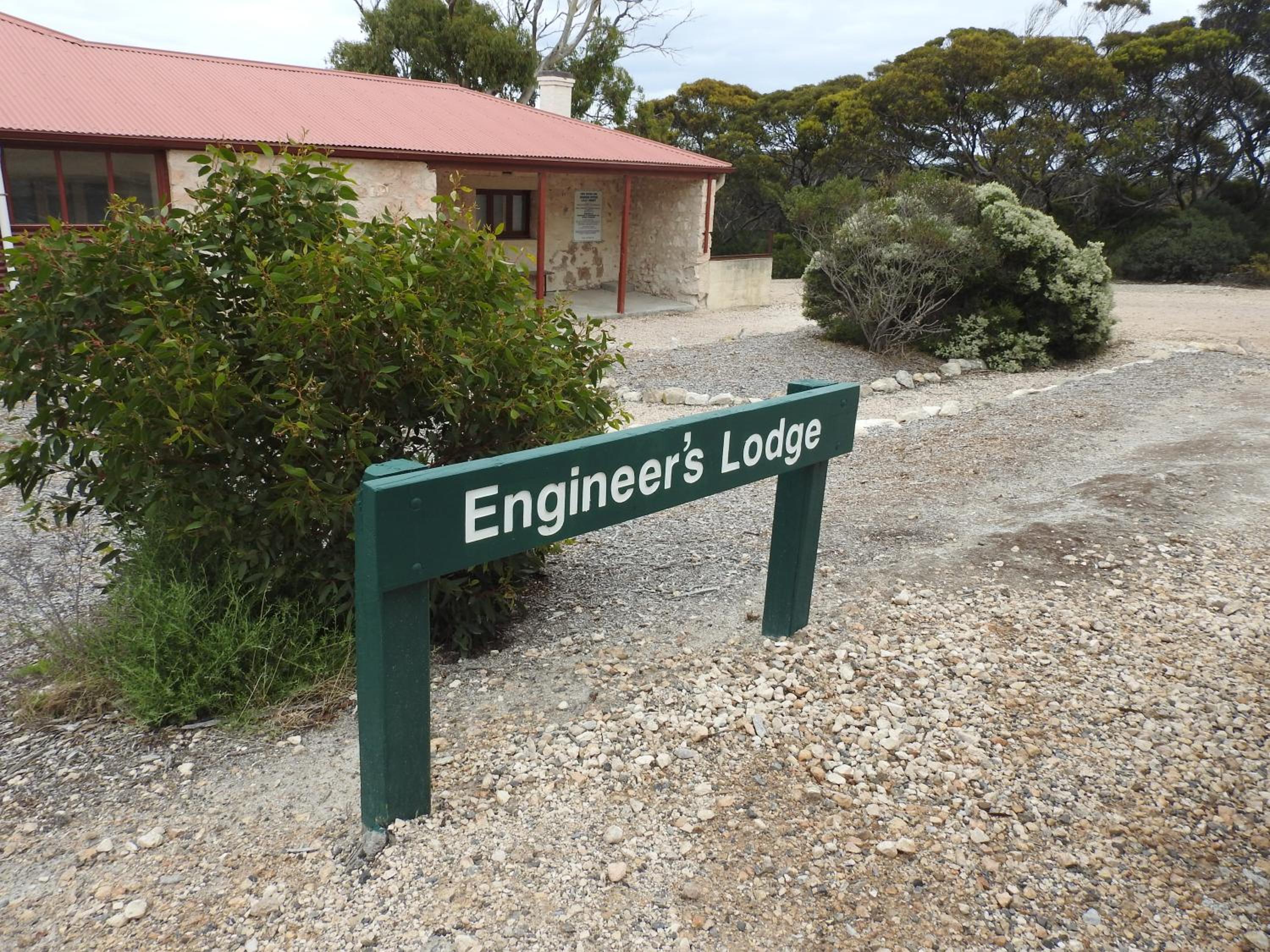 Engineers Lodge - Dhilba Guuranda-Innes National Park