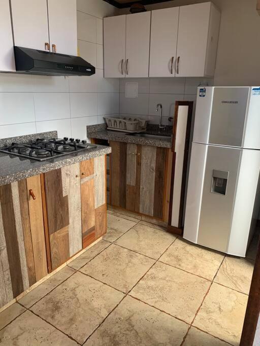 Apartamento tipo boutique por el CC Titán Plaza view 5