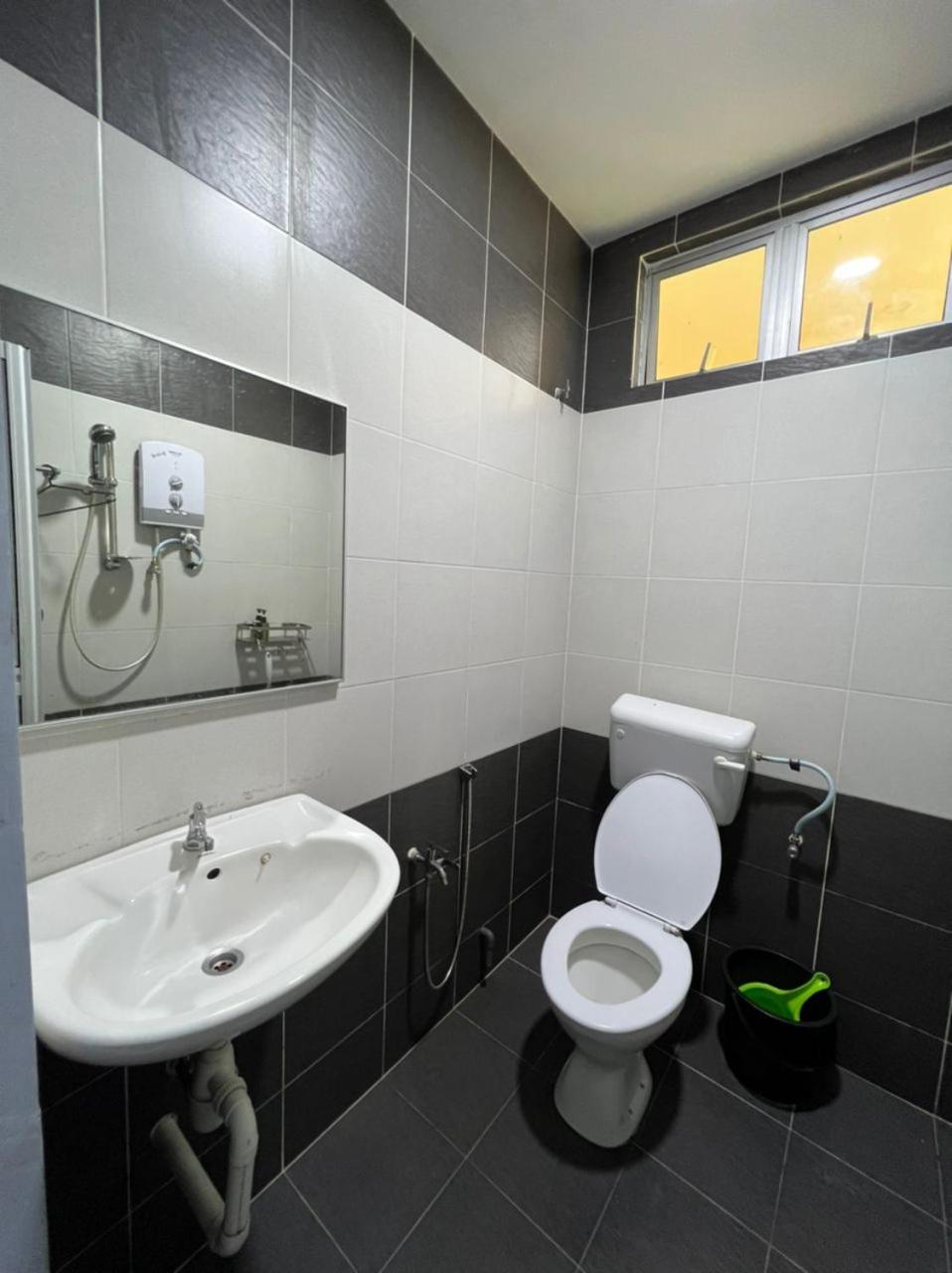 Kota Kinabalu Vacations - BerataStay  Segamat - Property Image 8