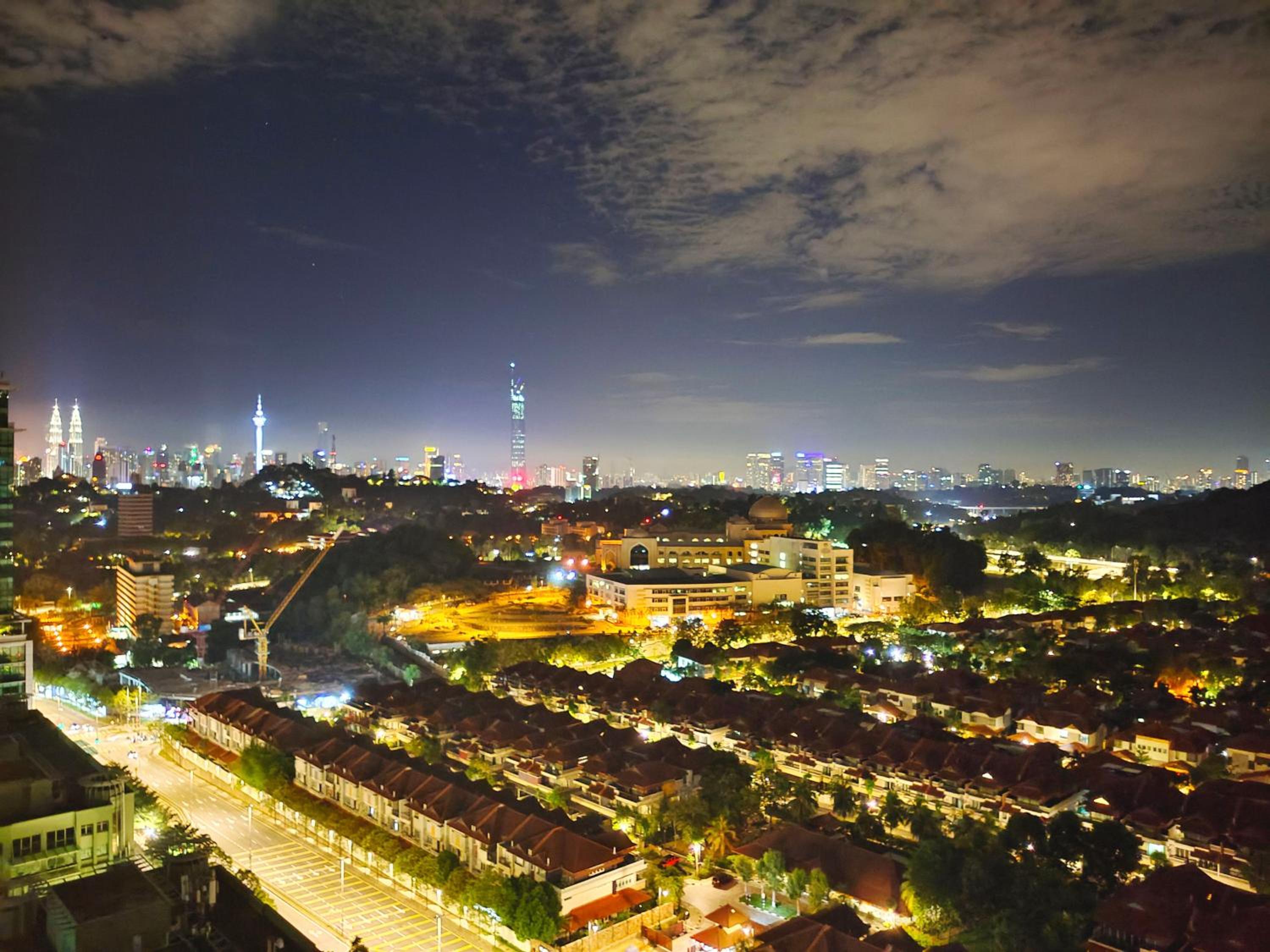 Publika Solaris Dutamas Mont Kiara