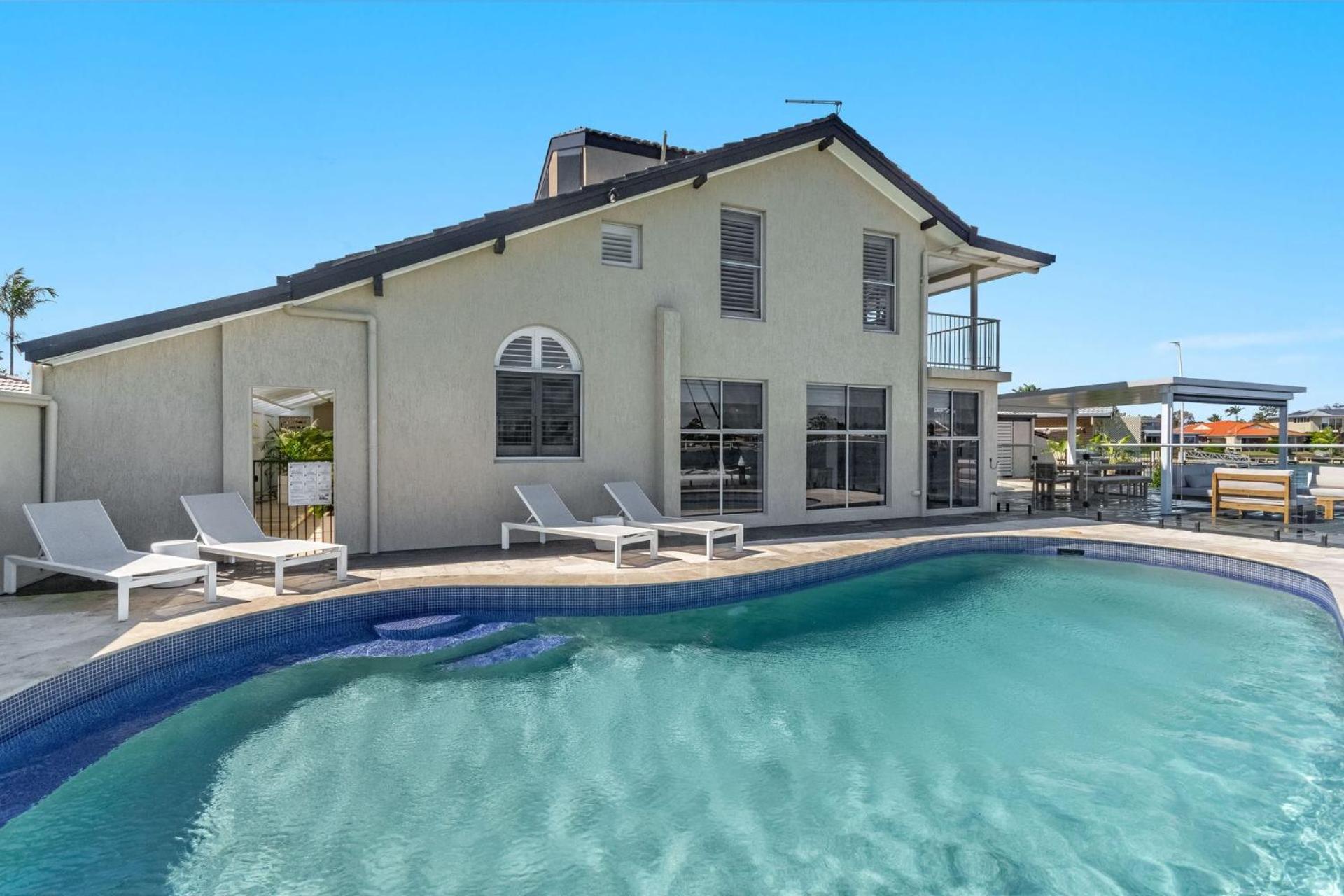 Tecoma 3 - Most Popular Waterfront - Holiday Yamba