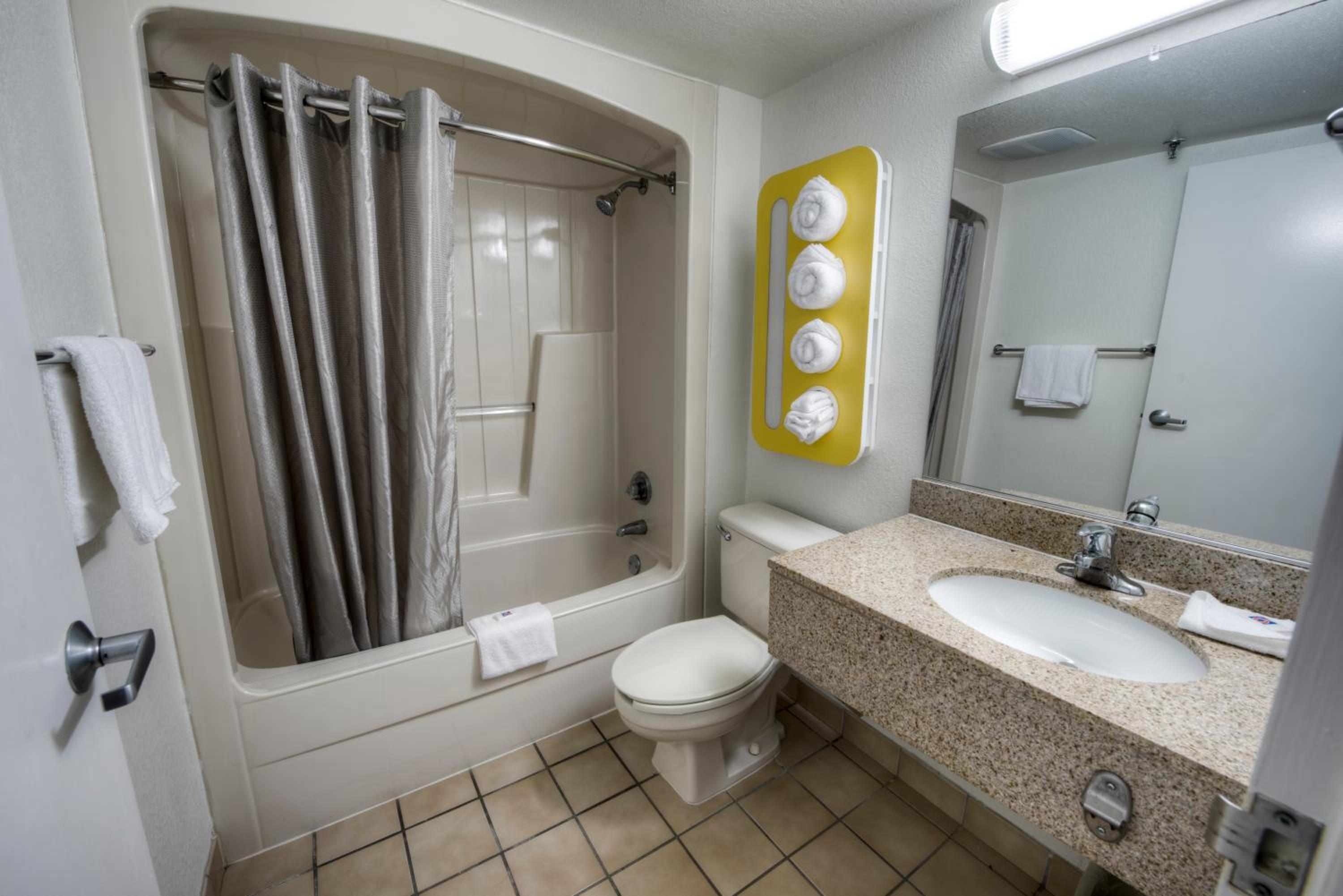 Motel 6-Branford, CT - New Haven - Property Image 52