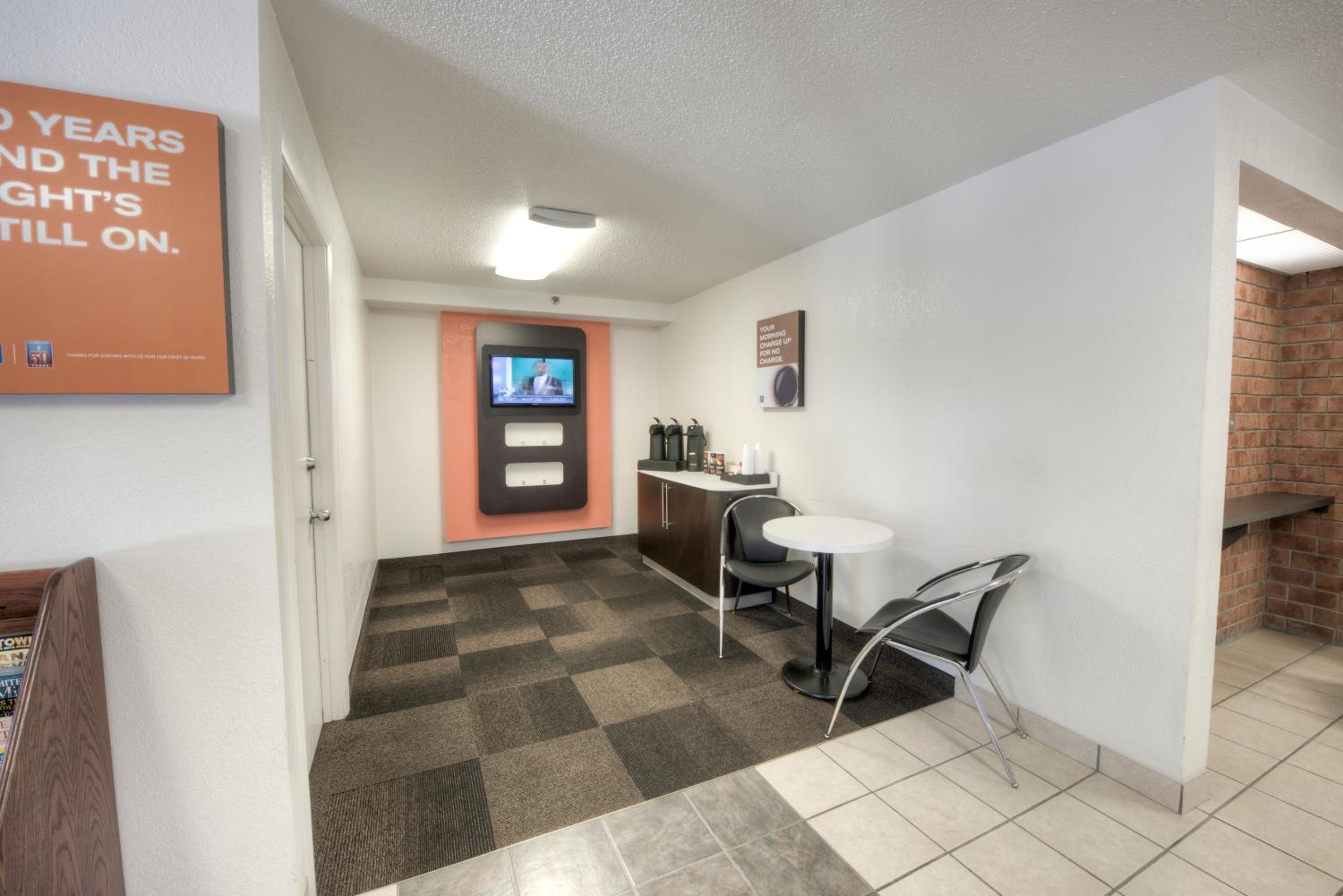Motel 6-Branford, CT - New Haven - Property Image 68