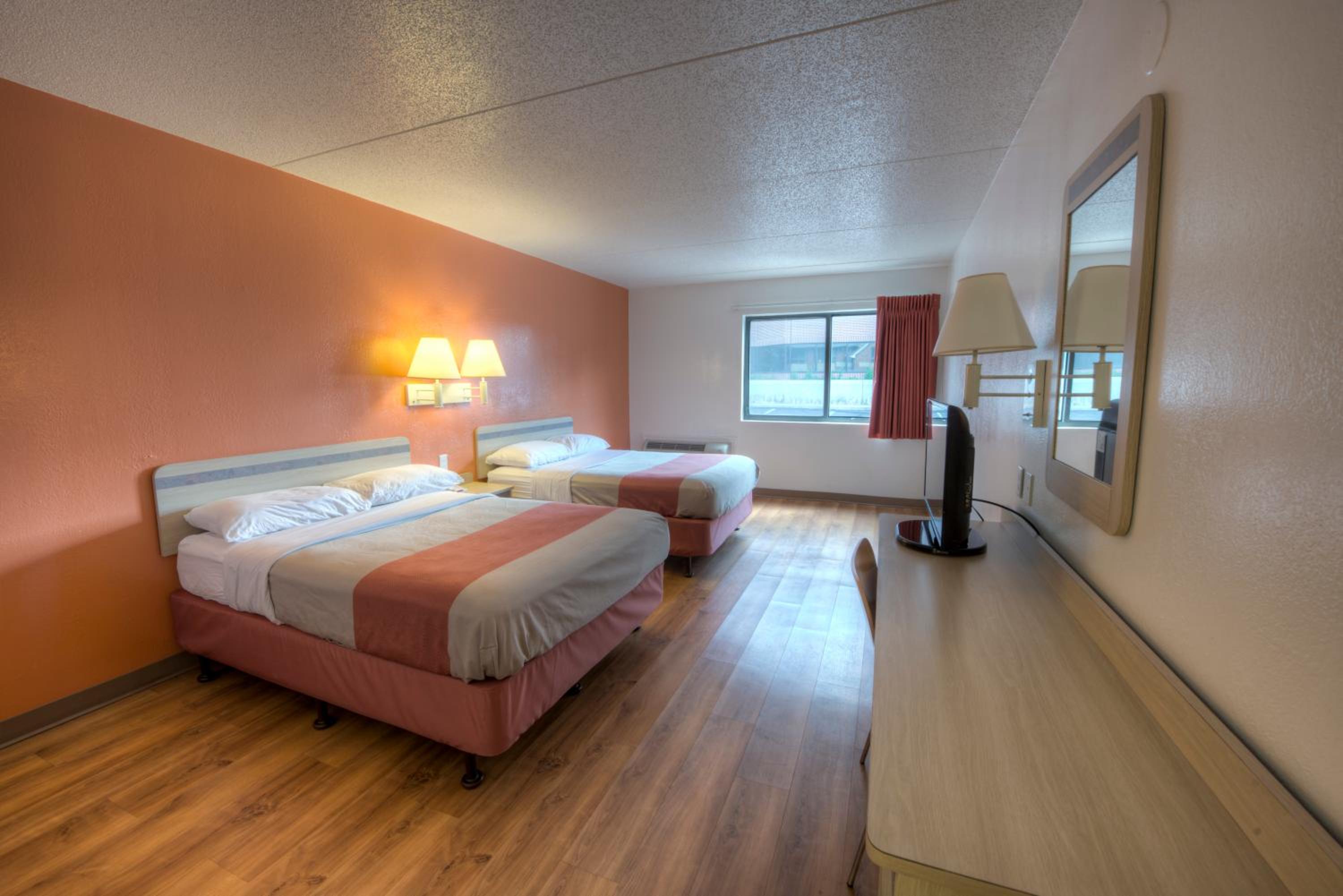 Motel 6-Branford, CT - New Haven - Property Image 59