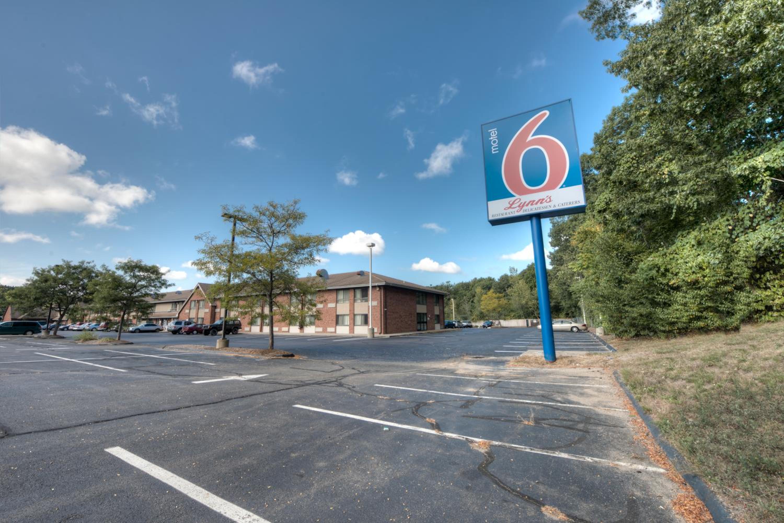 Motel 6-Branford, CT - New Haven - Property Image 29