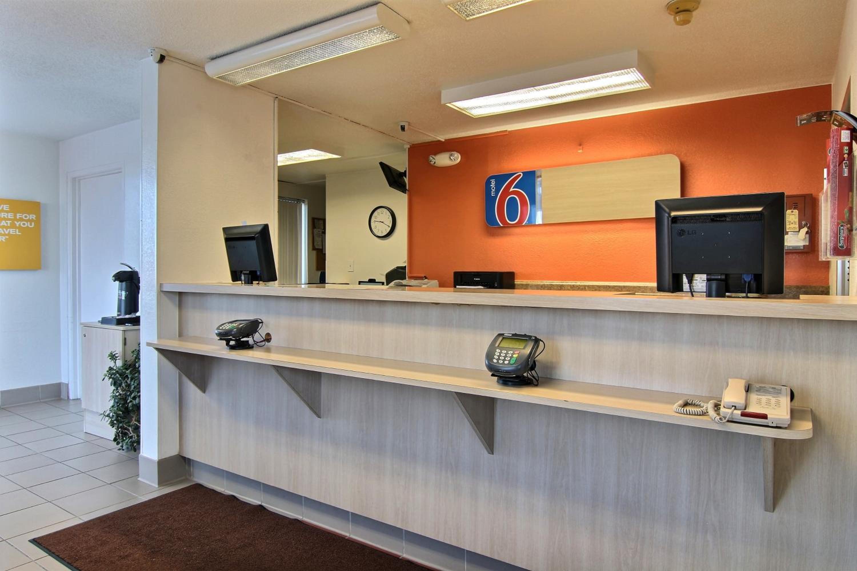 Motel 6-Fargo, ND - West Acres - North Fargo, Photo 31
