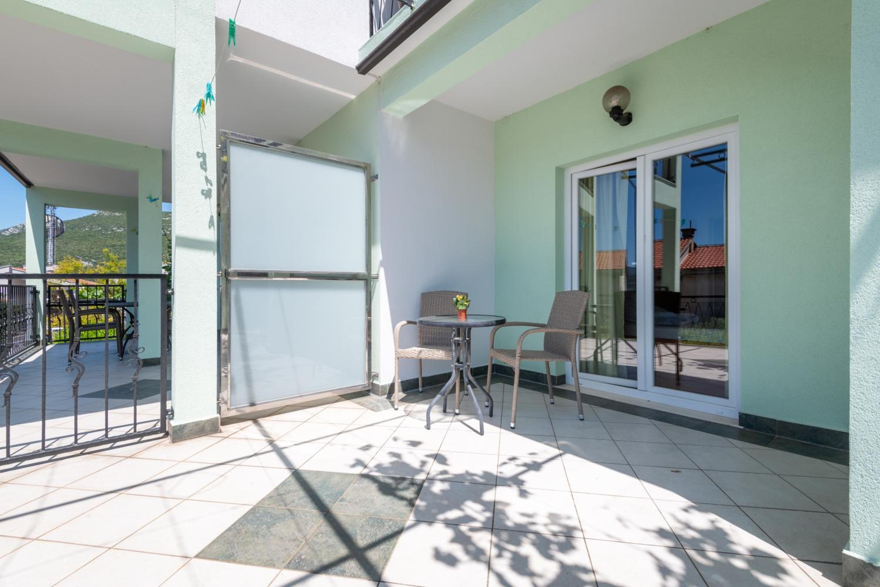 Apartments & rooms Leon