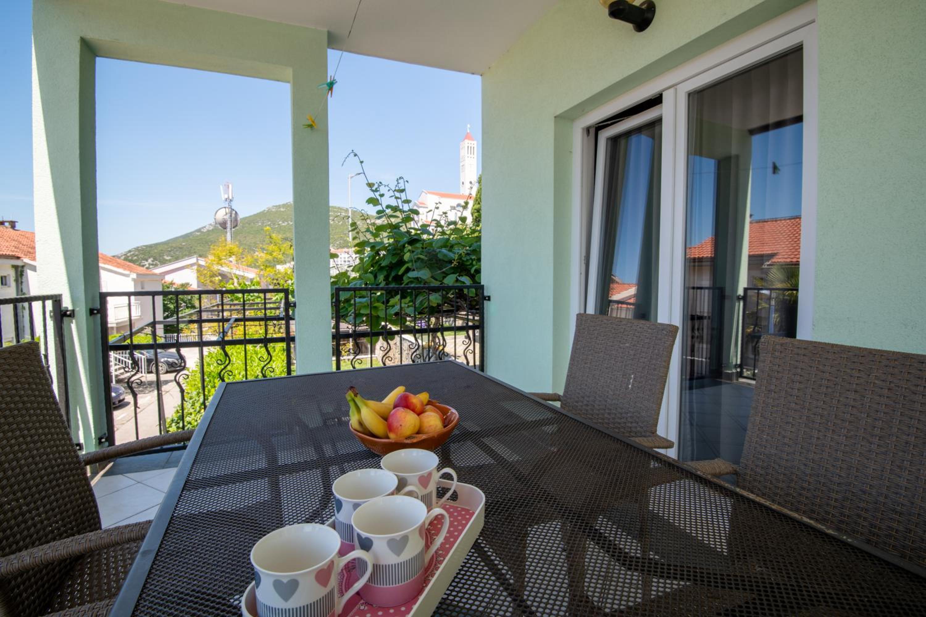 Apartments & rooms Leon