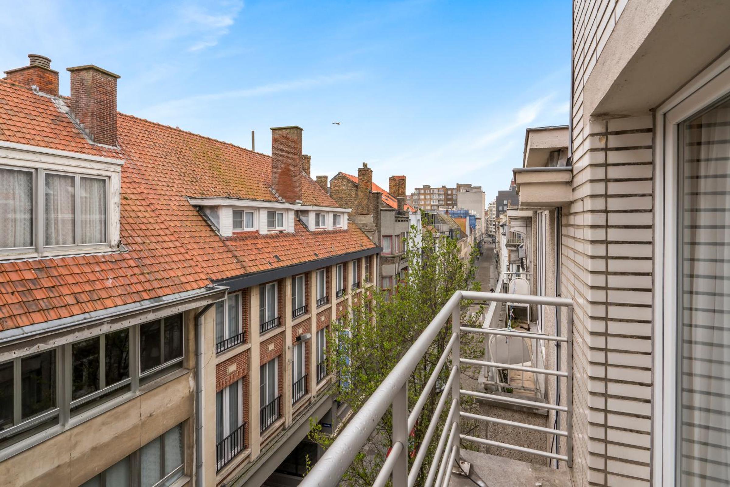 Retro woning te centrum Oostende, 5min van de kust view 4