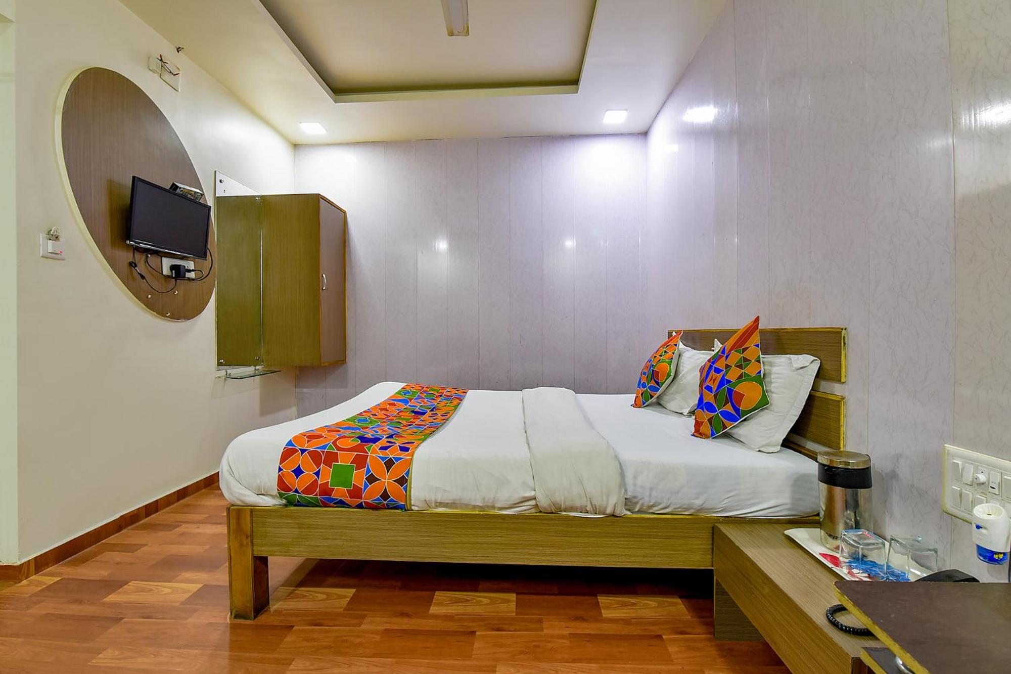 FabExpress Relax Inn - Prahlad Nagar