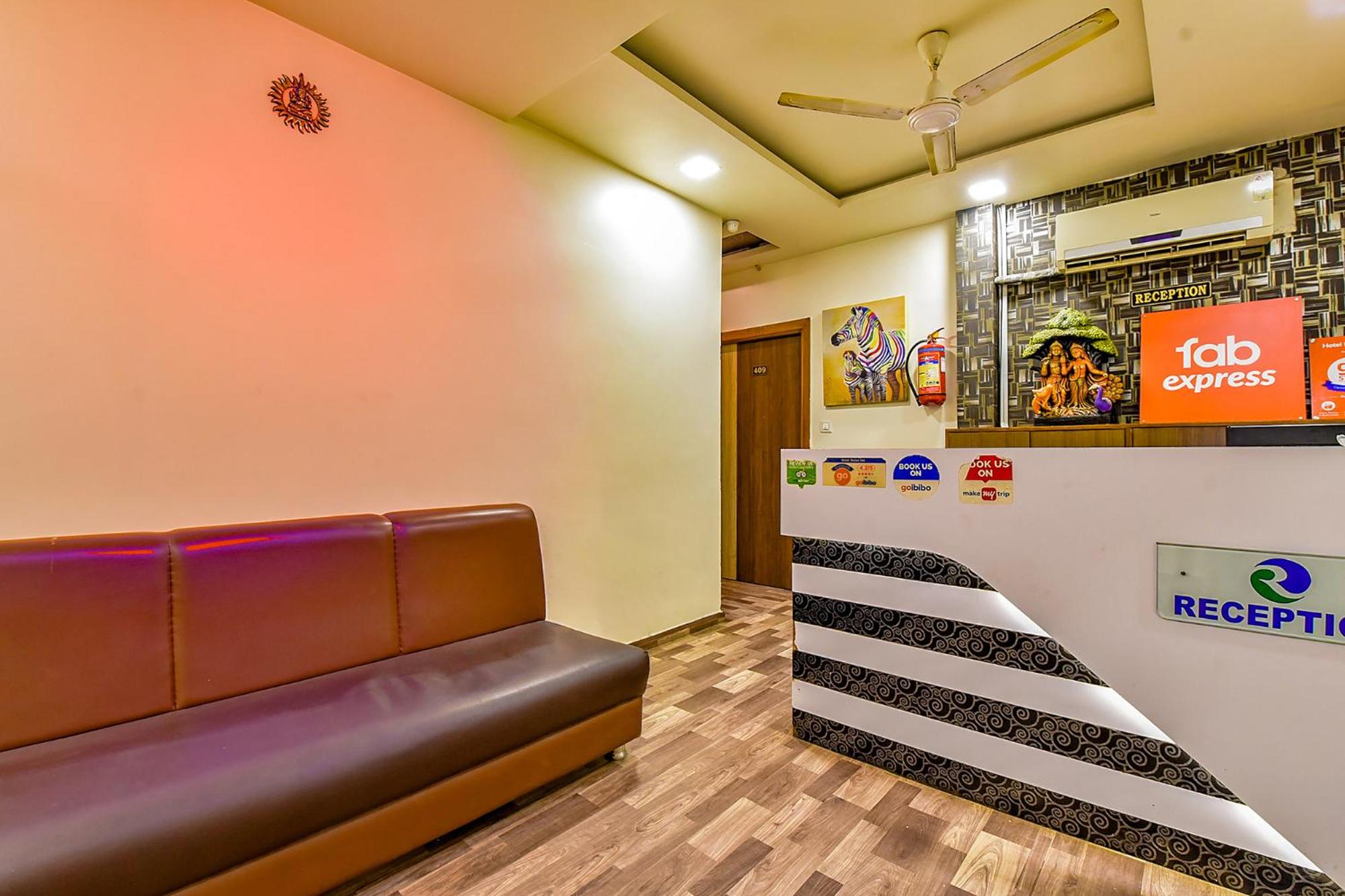 FabExpress Relax Inn - Prahlad Nagar