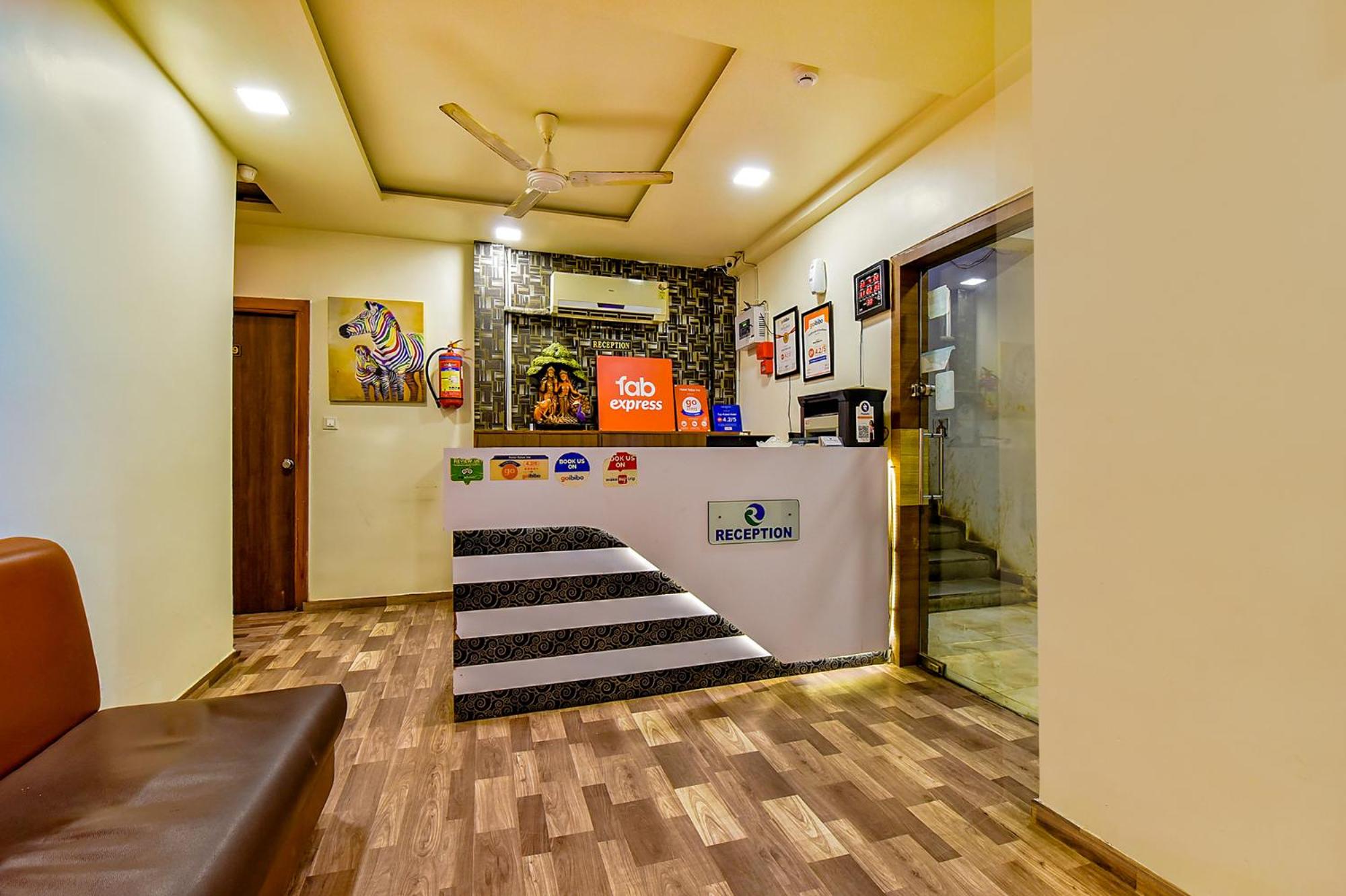 FabExpress Relax Inn - Prahlad Nagar