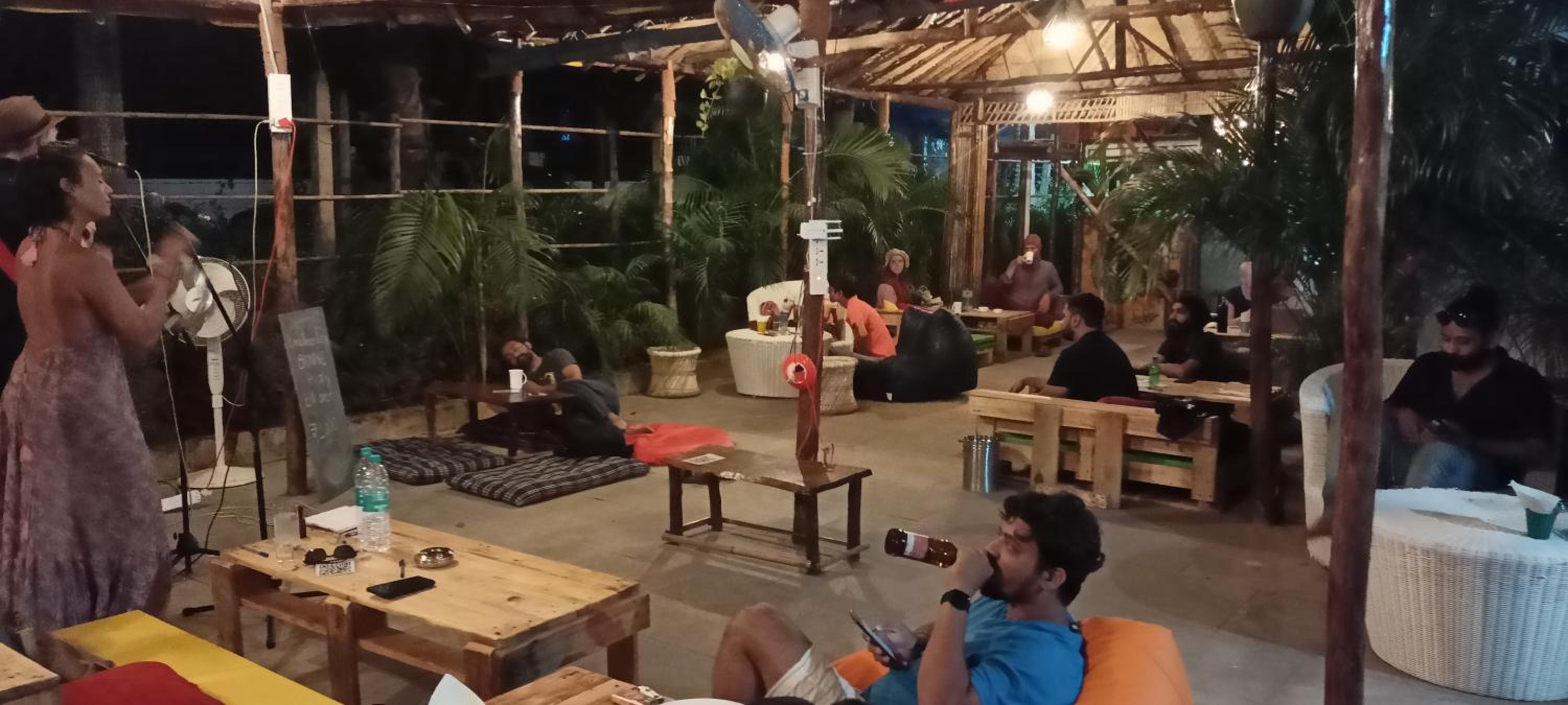 lounge
