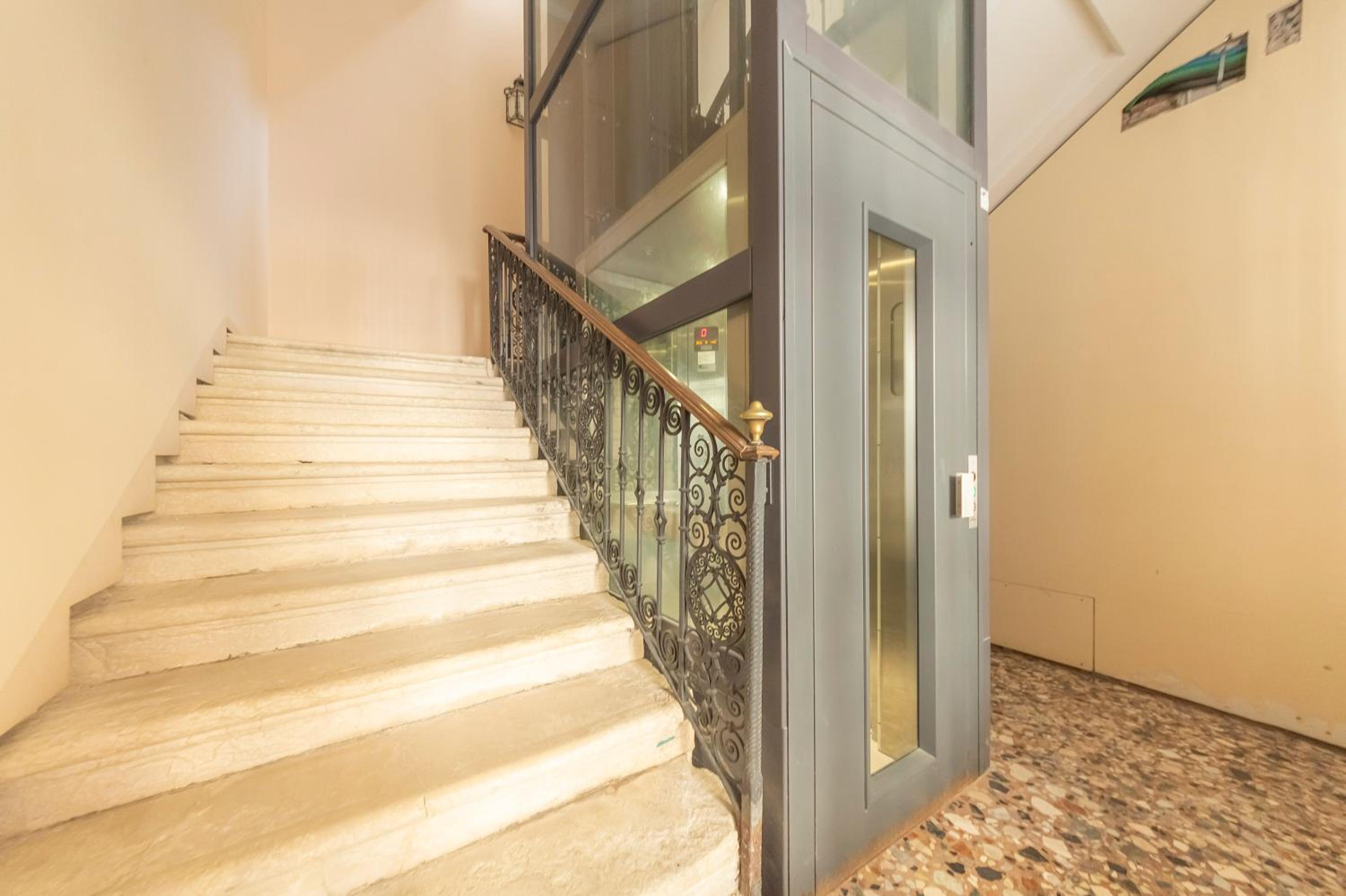 Canal Grande Suite