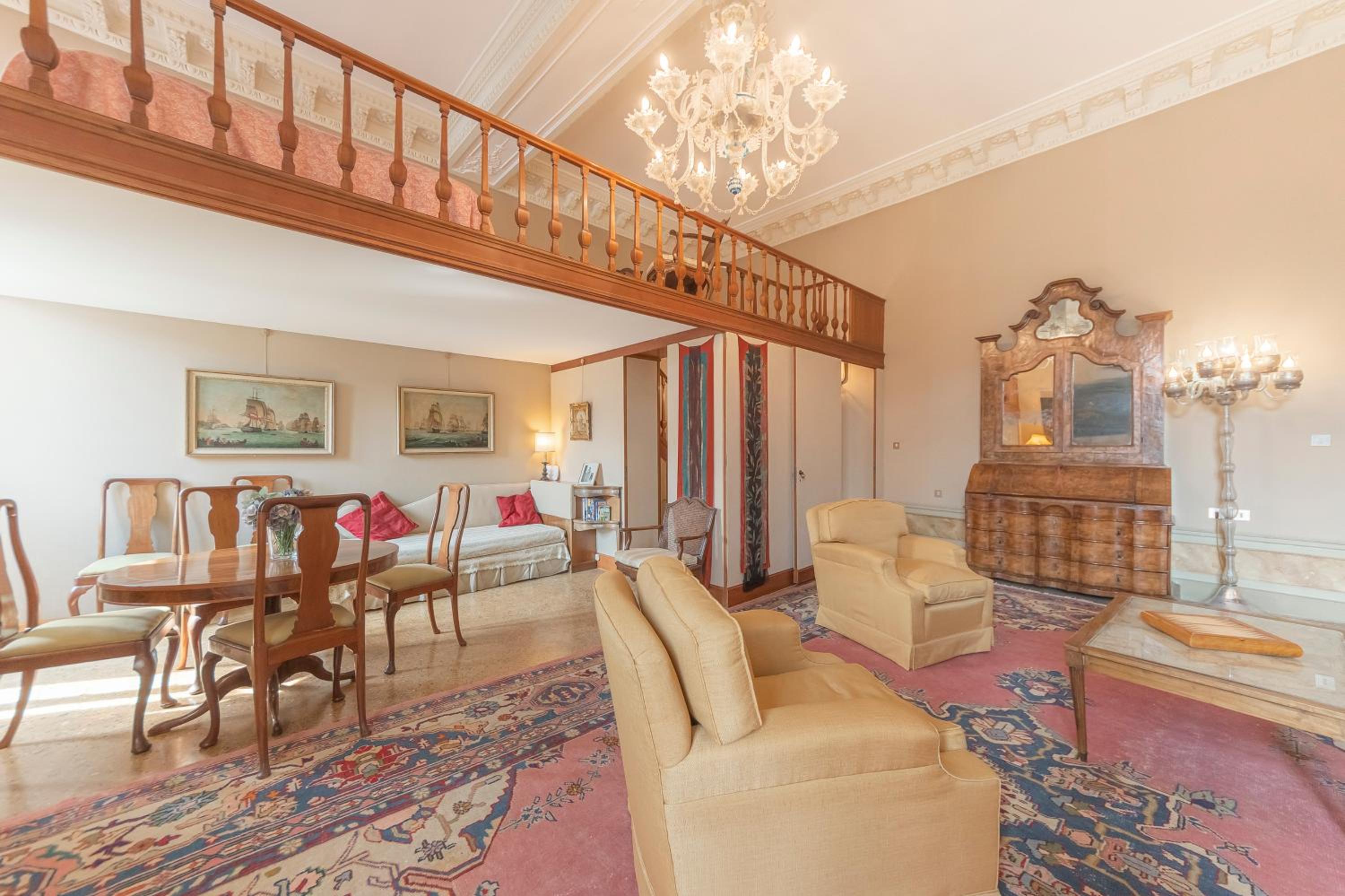 Canal Grande Suite
