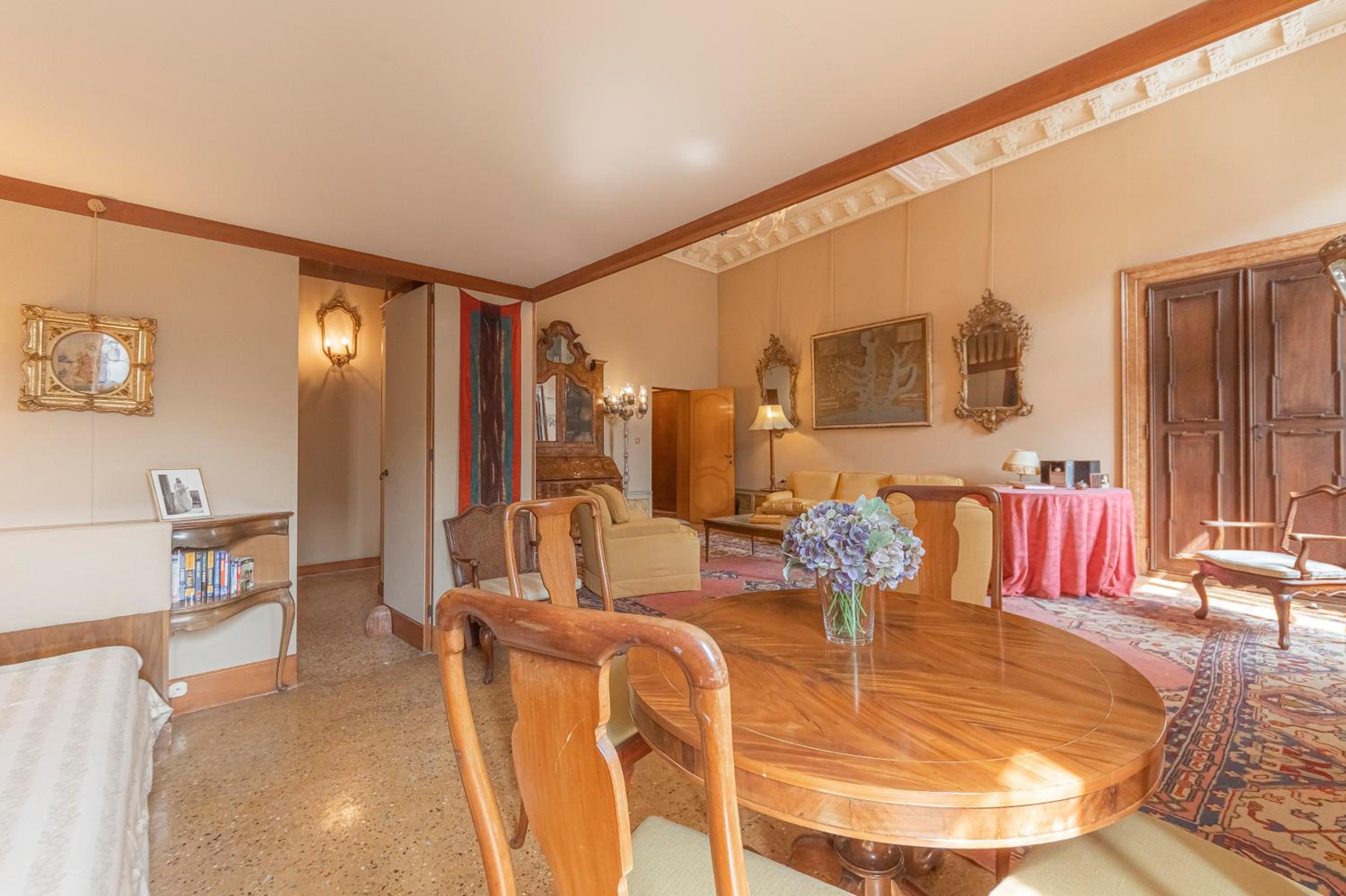 Canal Grande Suite