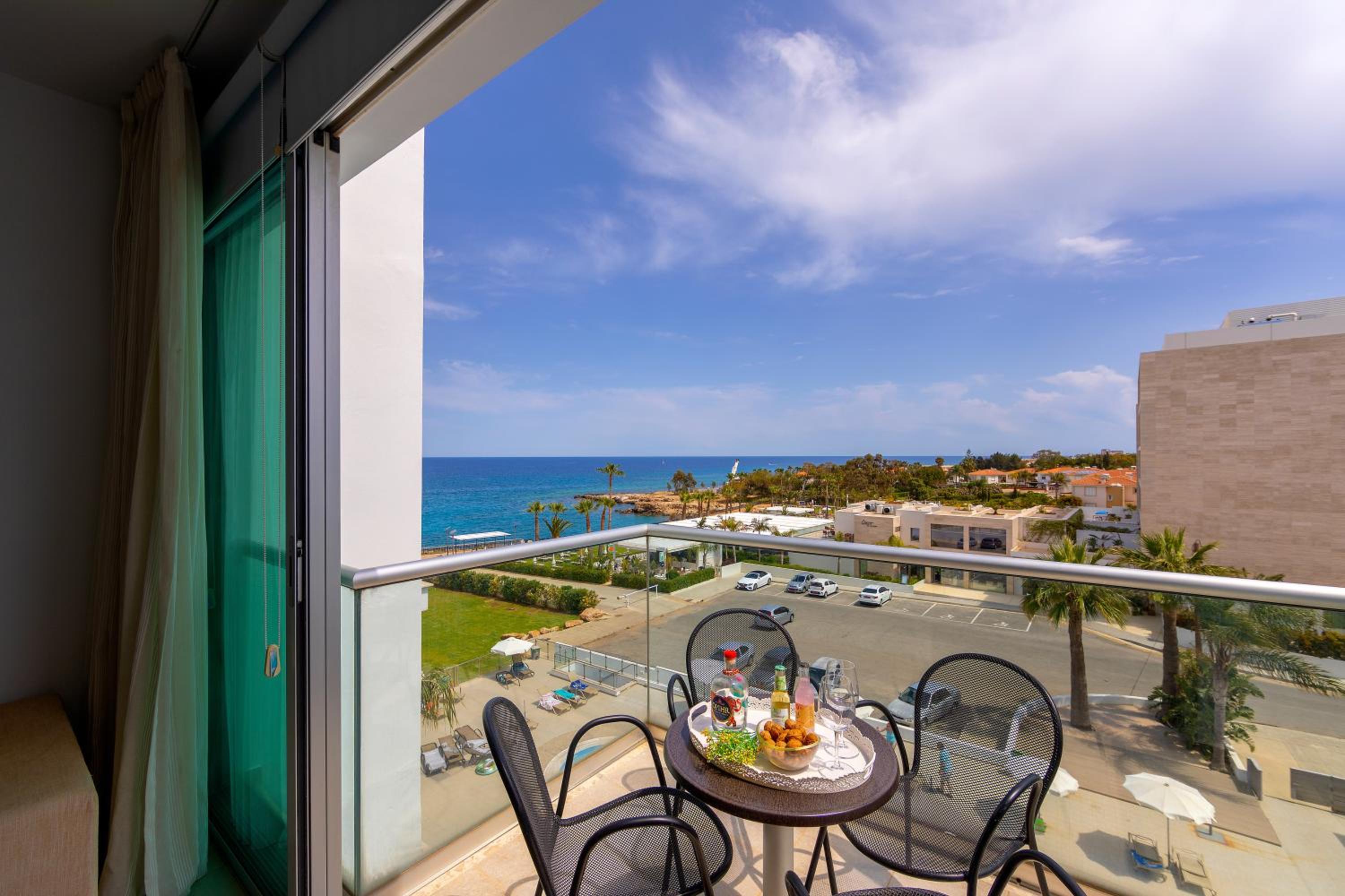Coralli Spa By Fig tree Bay