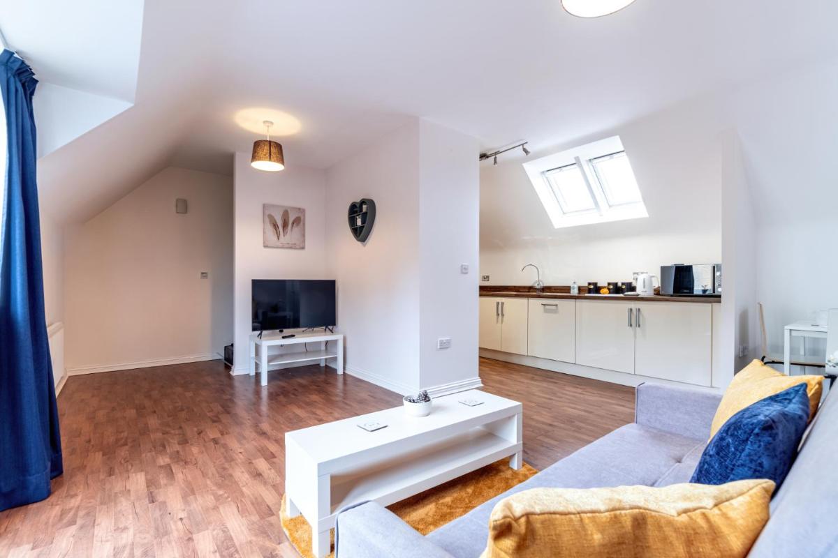 The Coach House - by TJ Serviced Property view 3