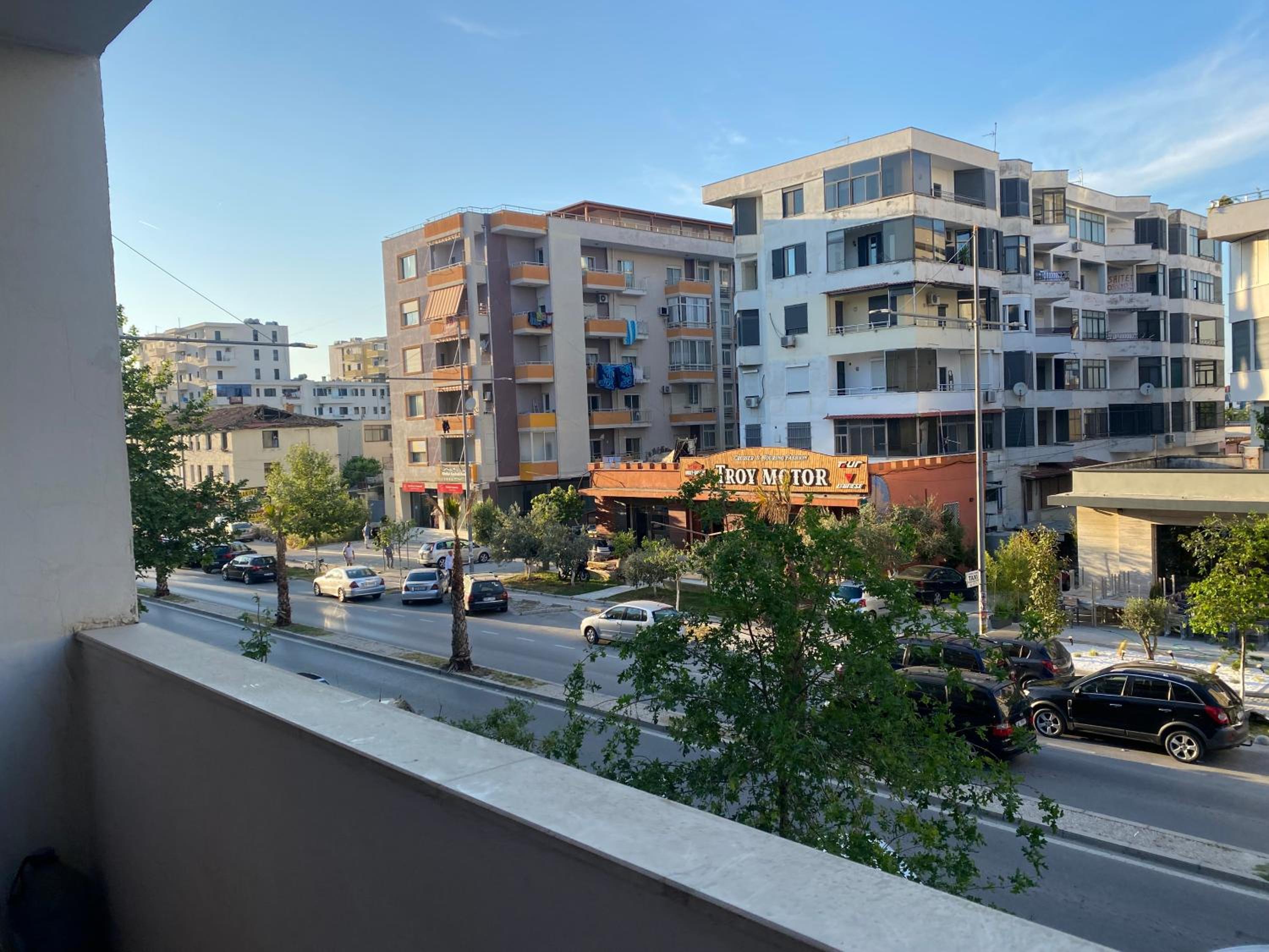Ajla Apartment