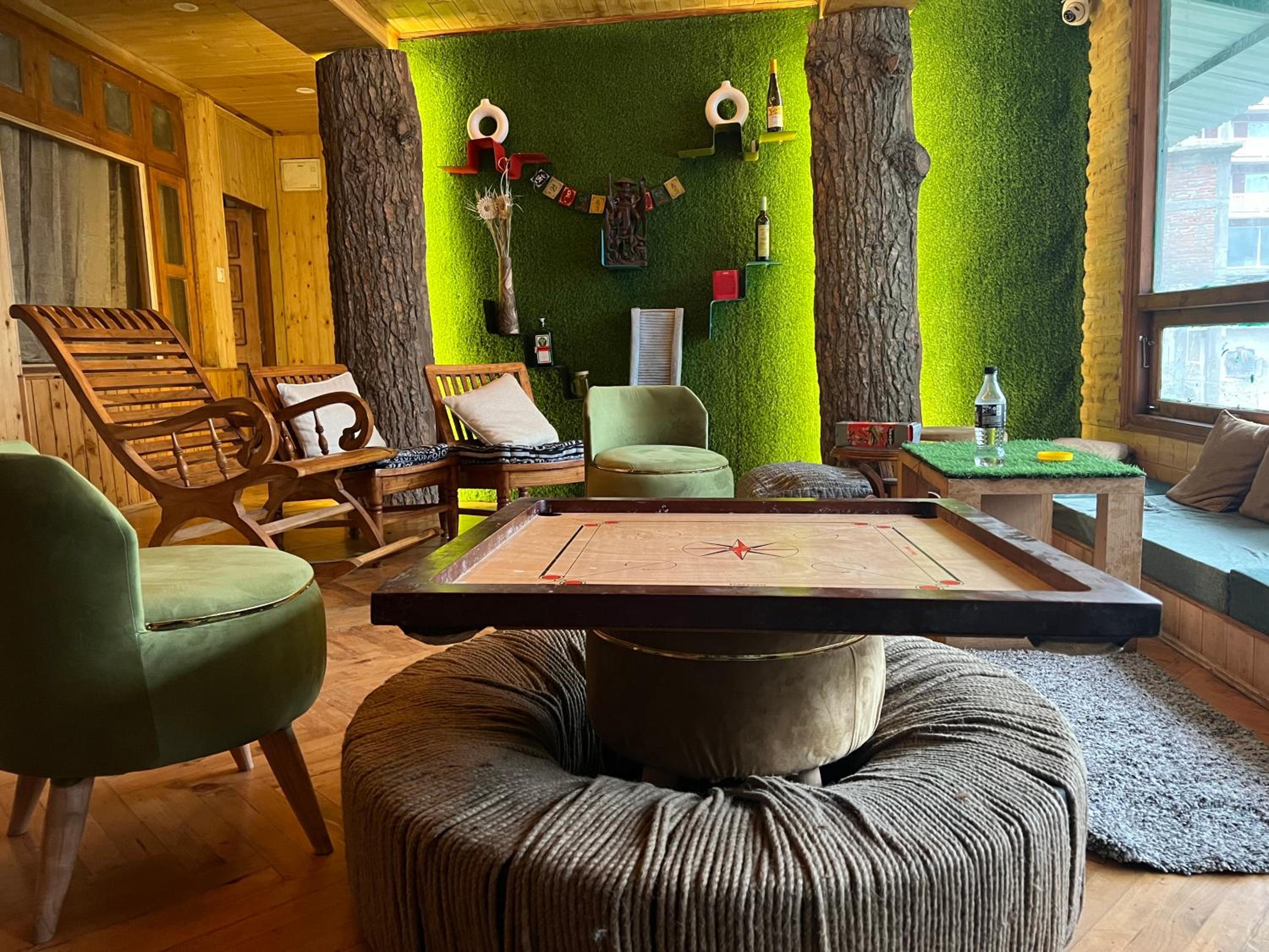 lounge