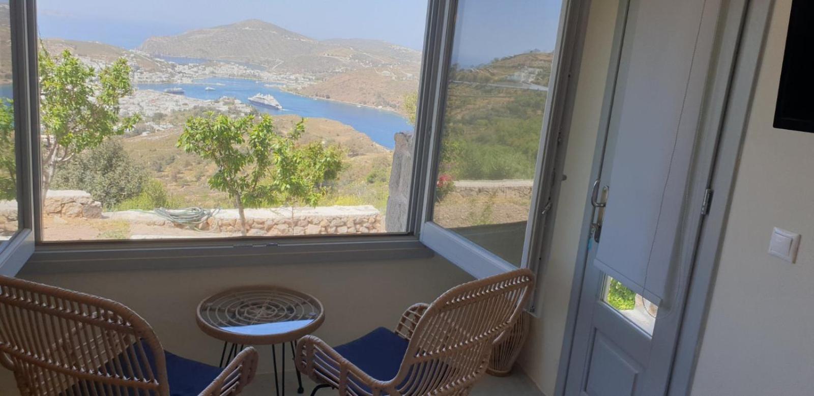 TRADITIONAL STUDIO Chora Patmos view 5