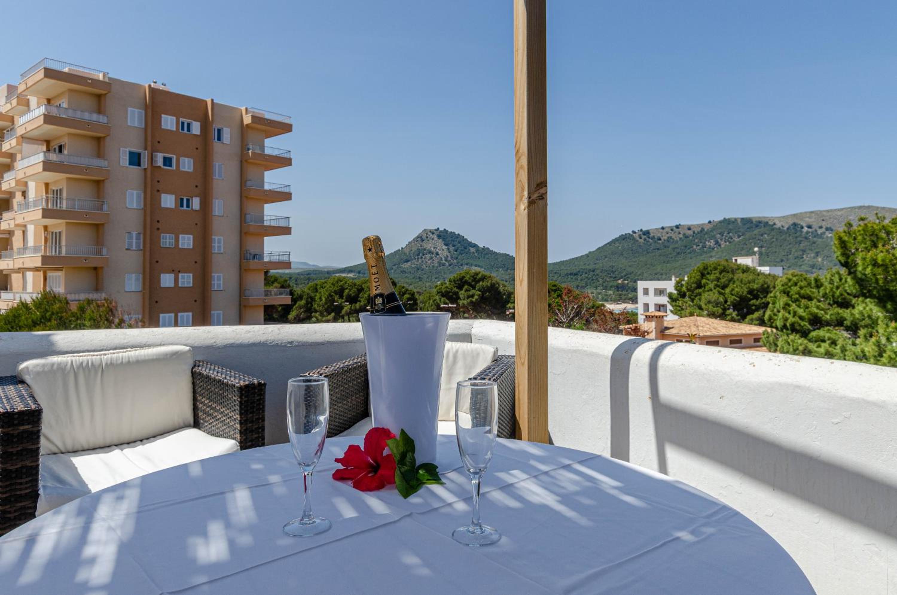 Rosamar Holidays Apartments