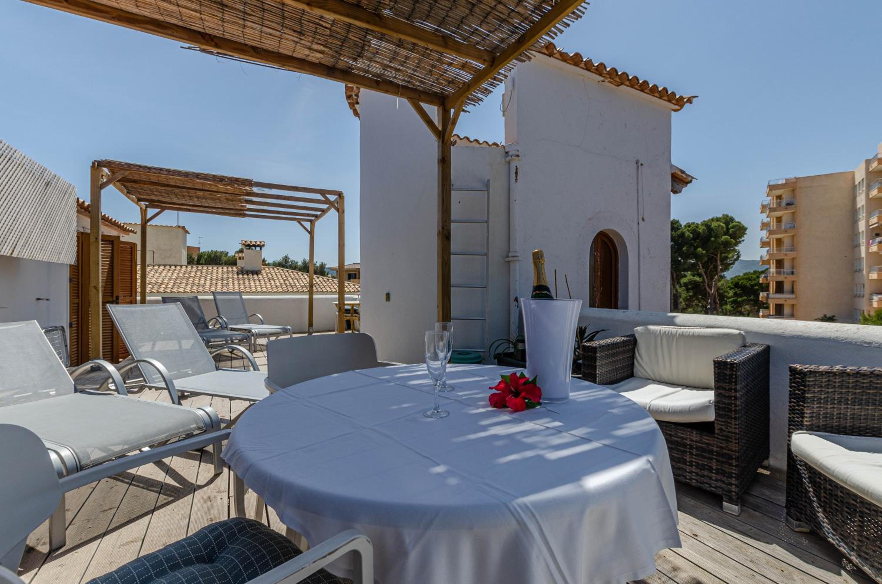 Rosamar Holidays Apartments