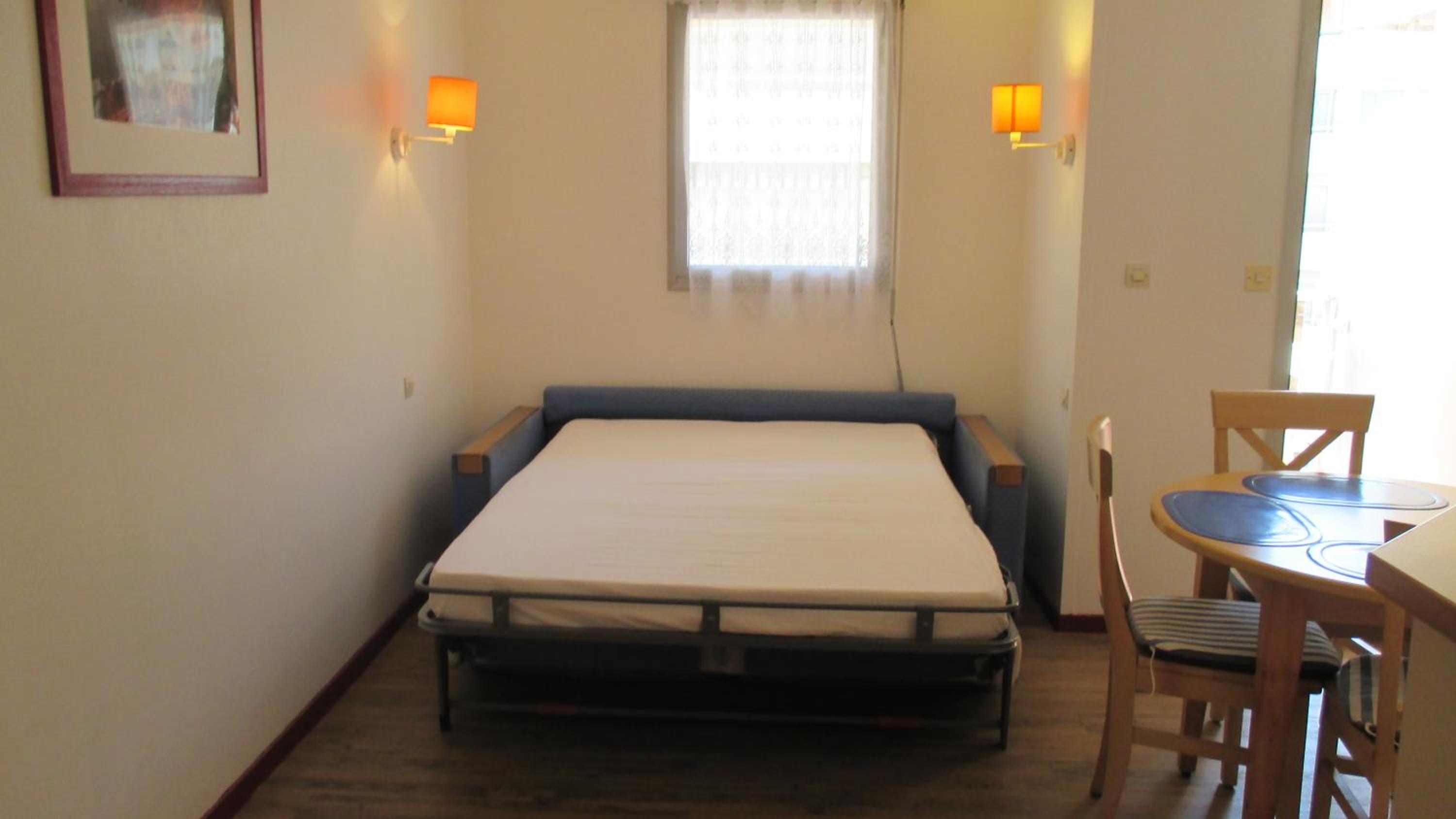 Promenade des Bains Apartment
