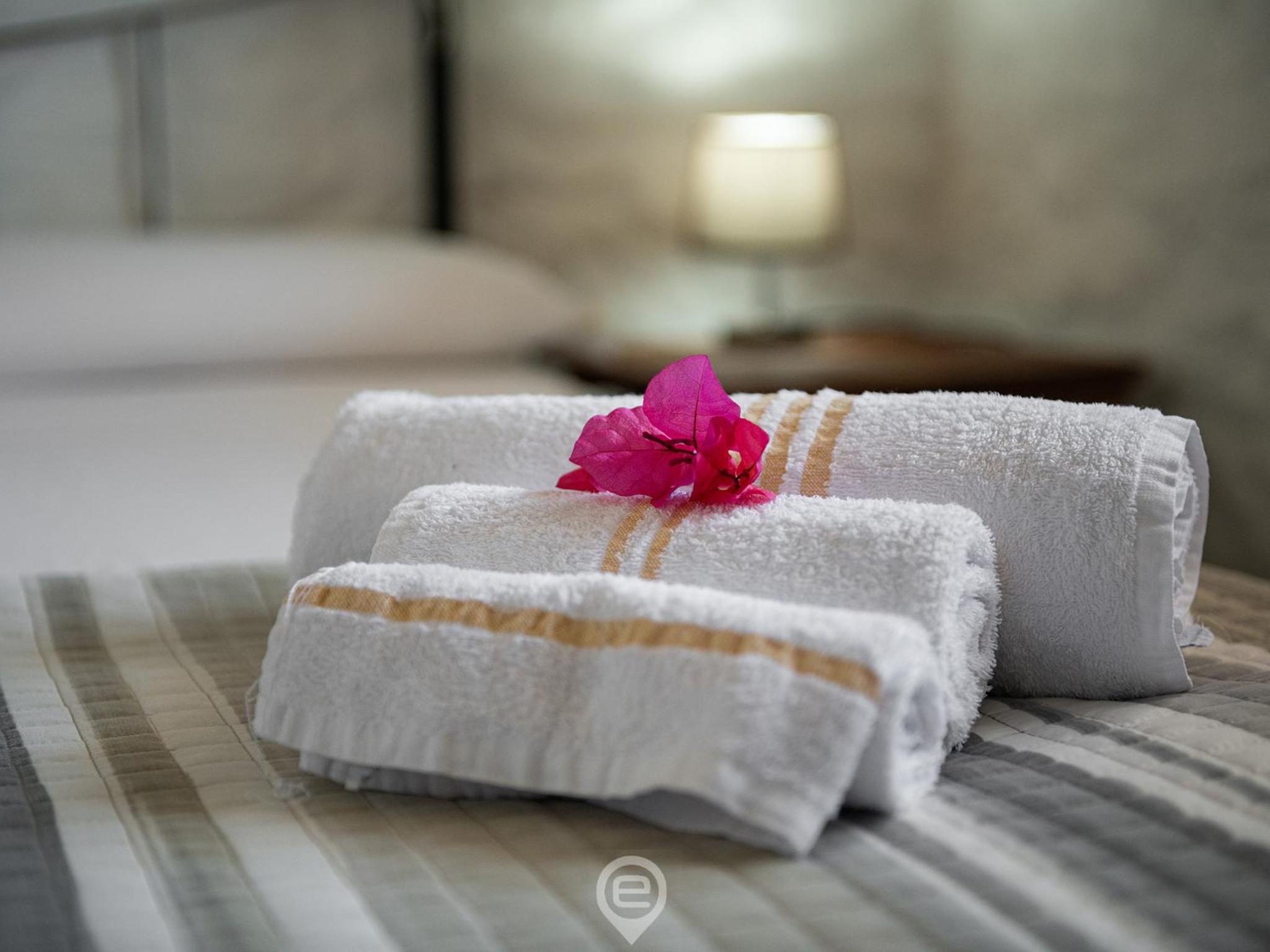 House Eleonora - Near Beautiful Beaches