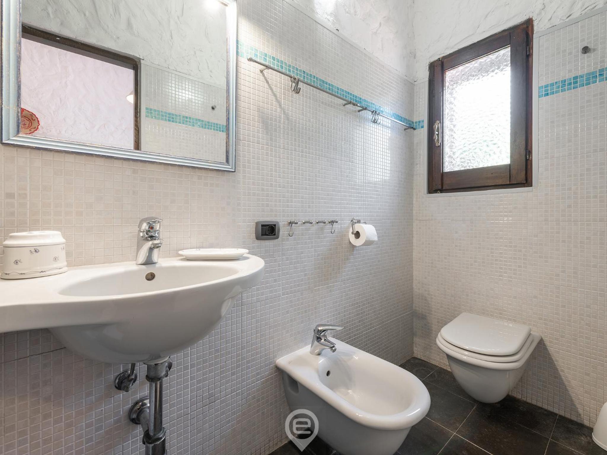 House Eleonora - Near Beautiful Beaches