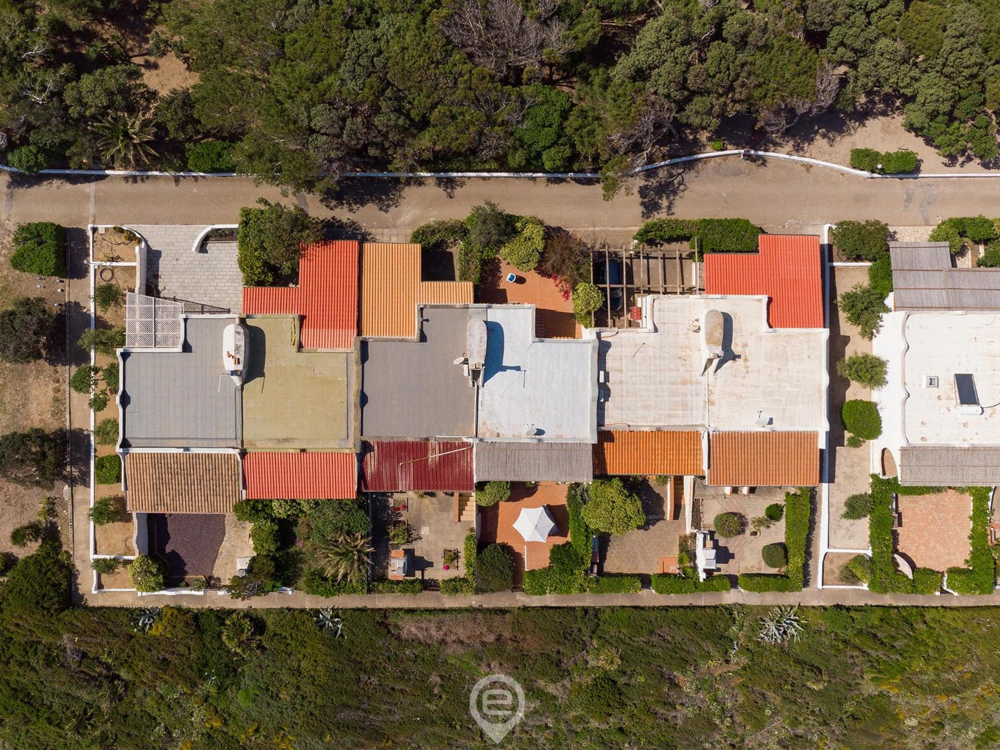 House Eleonora - Near Beautiful Beaches