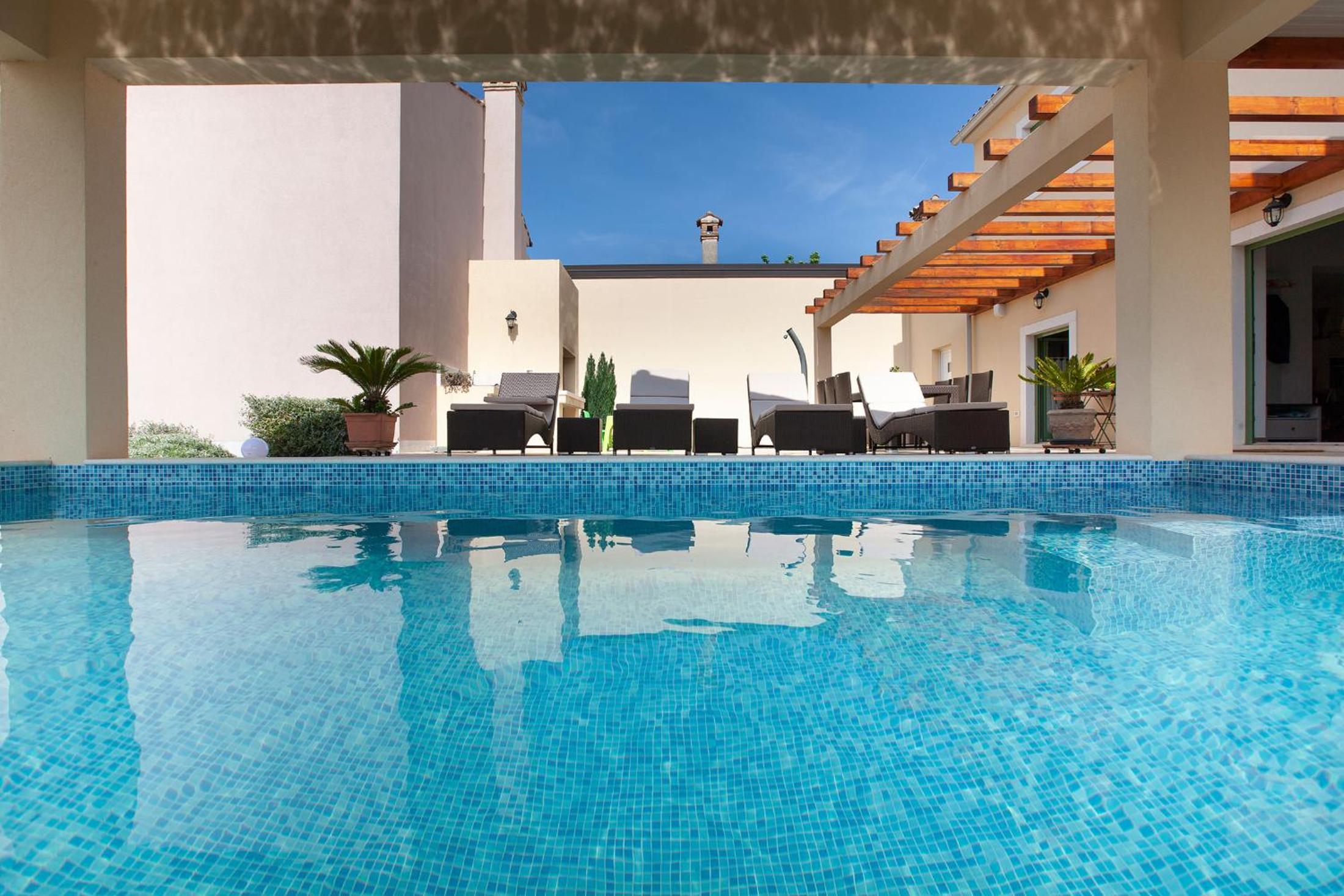 Villa Daniela mit Pool in Bale, bei Rovinj für 4-6 Personen view 2