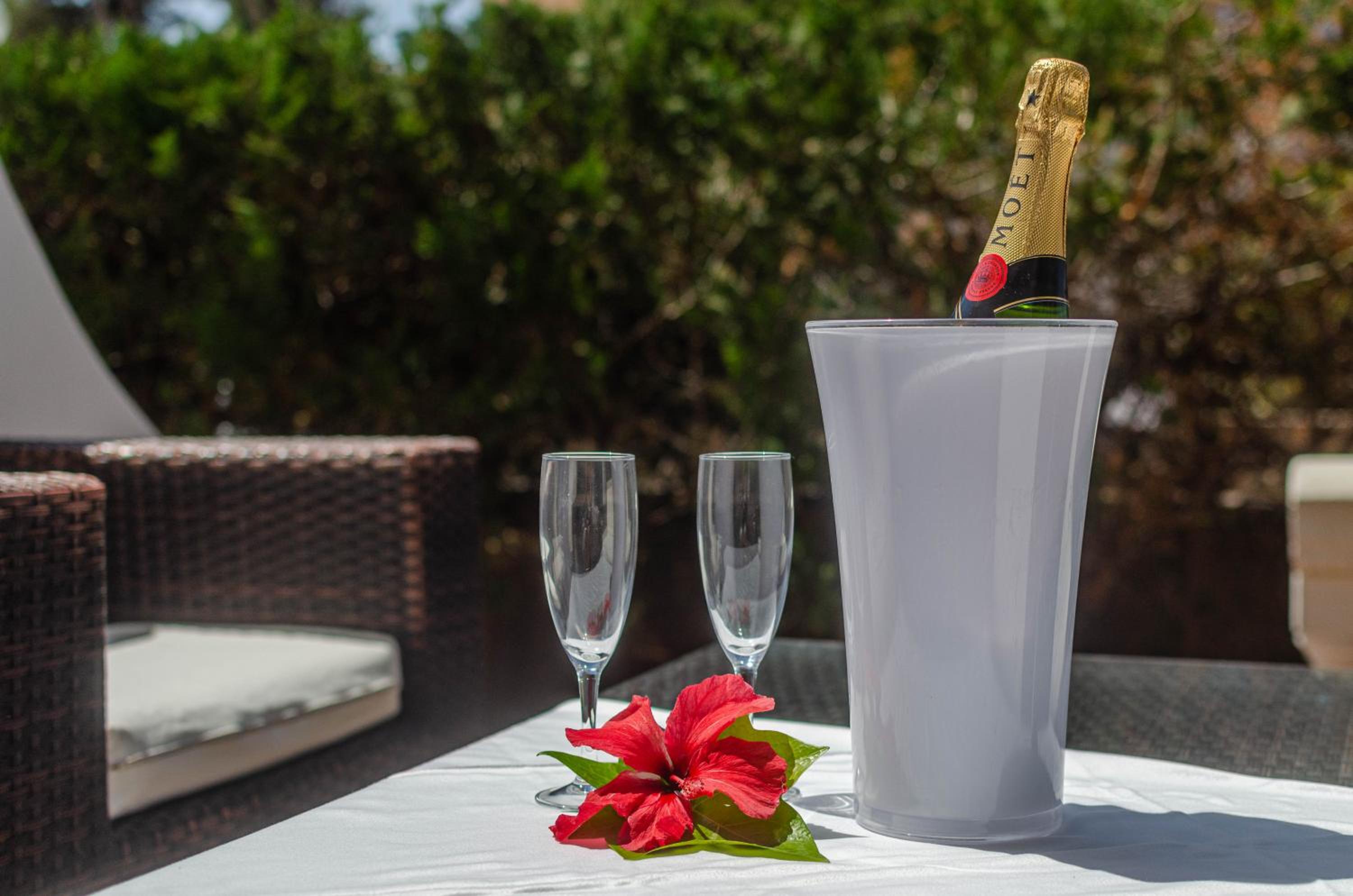 Rosamar Holidays Apartments
