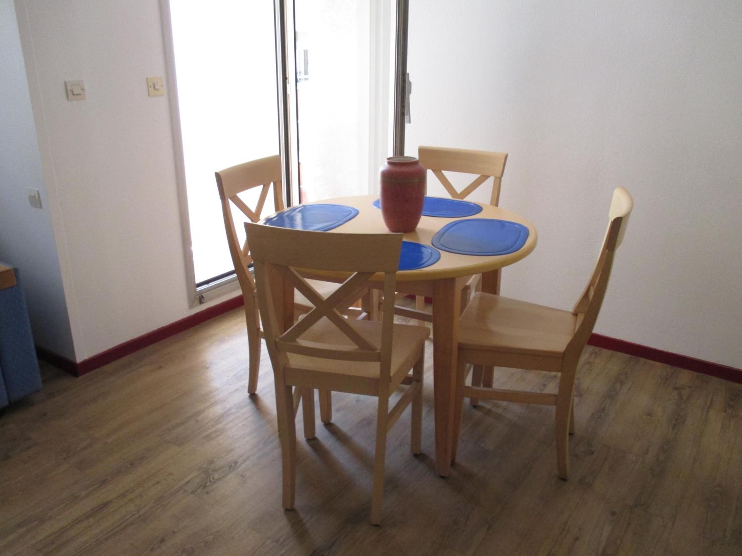 Promenade des Bains Apartment