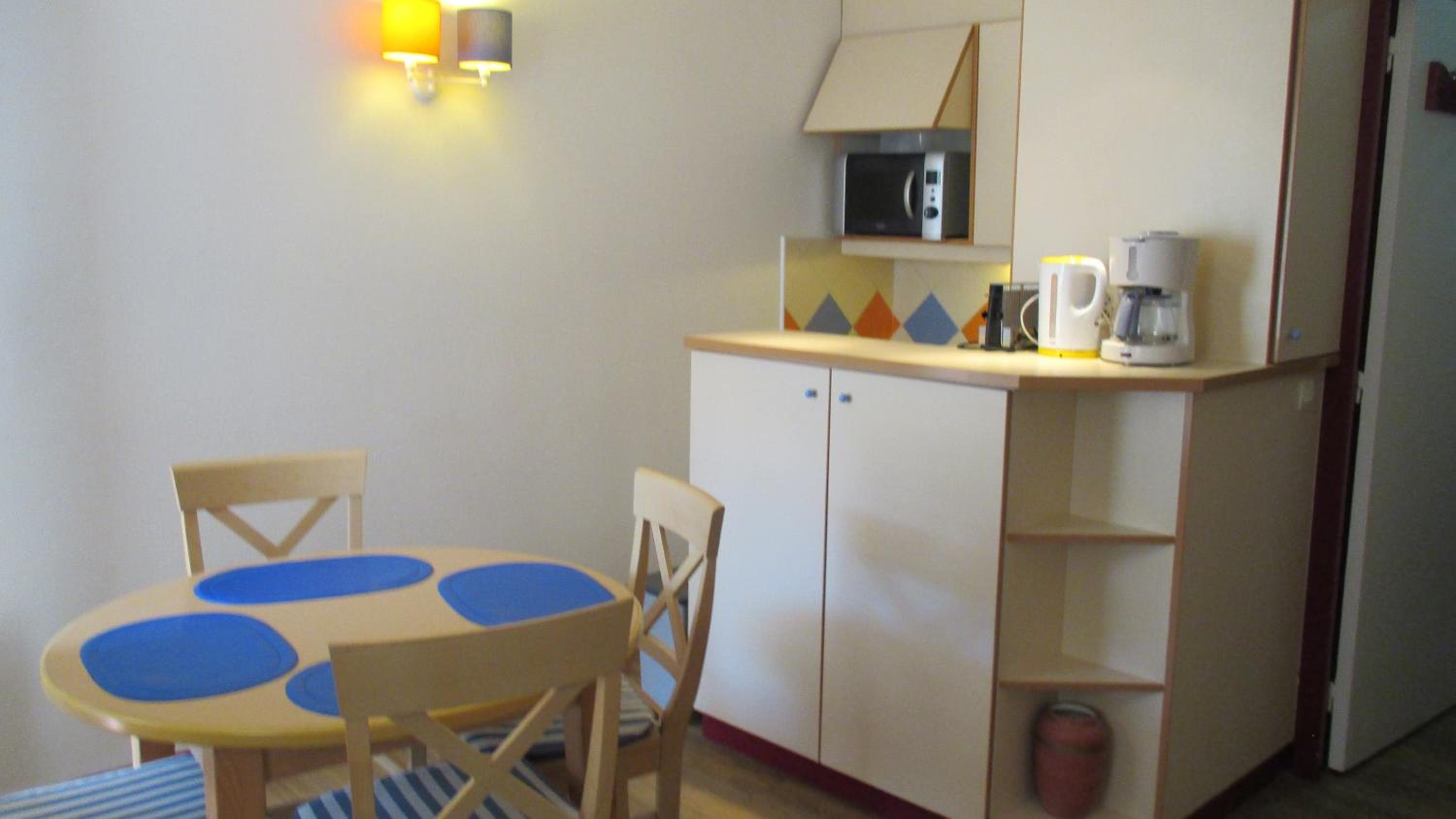 Promenade des Bains Apartment