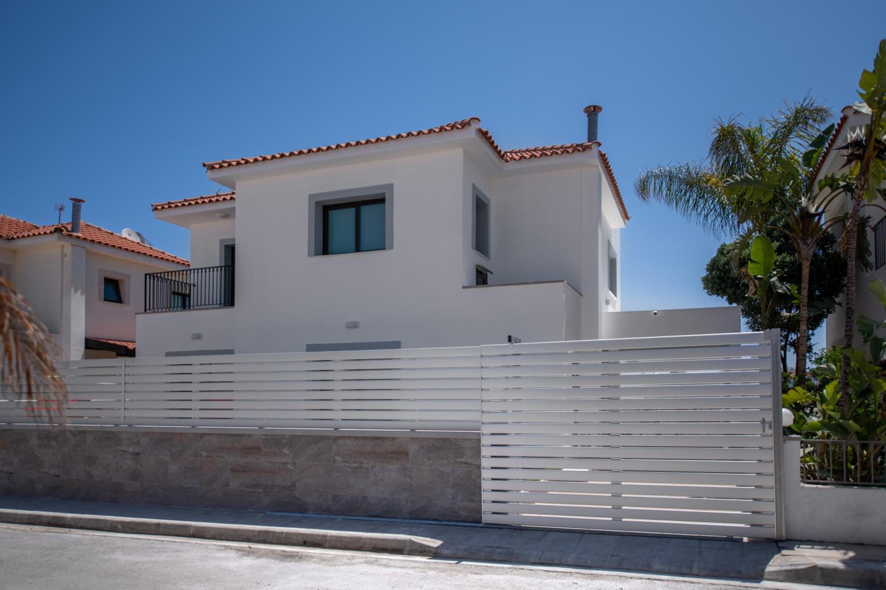 Luxury Villa Agathoula