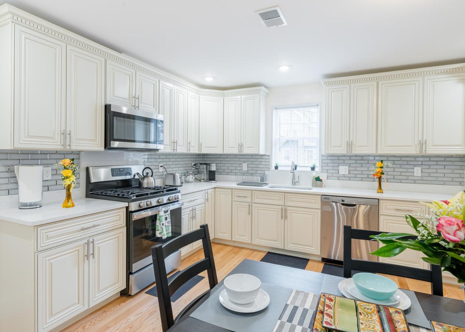 41 - 3BR Quincy - Lovely & Spacious Townhouse near Boston