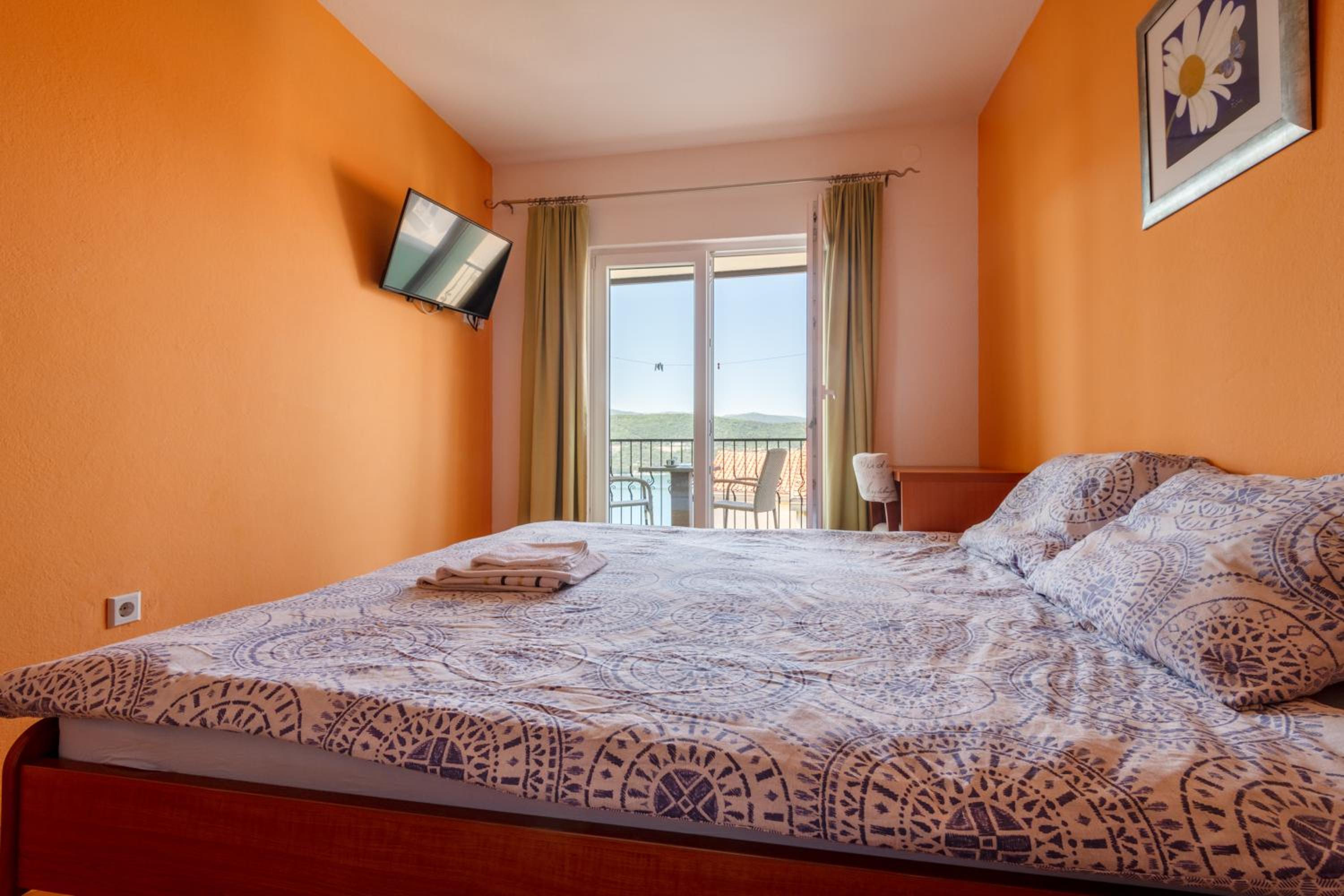 Apartments & rooms Leon