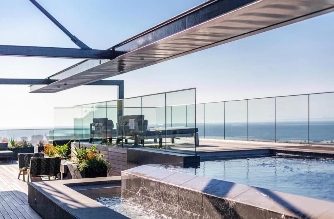 16 On Bree by Stay In Luxury view 3