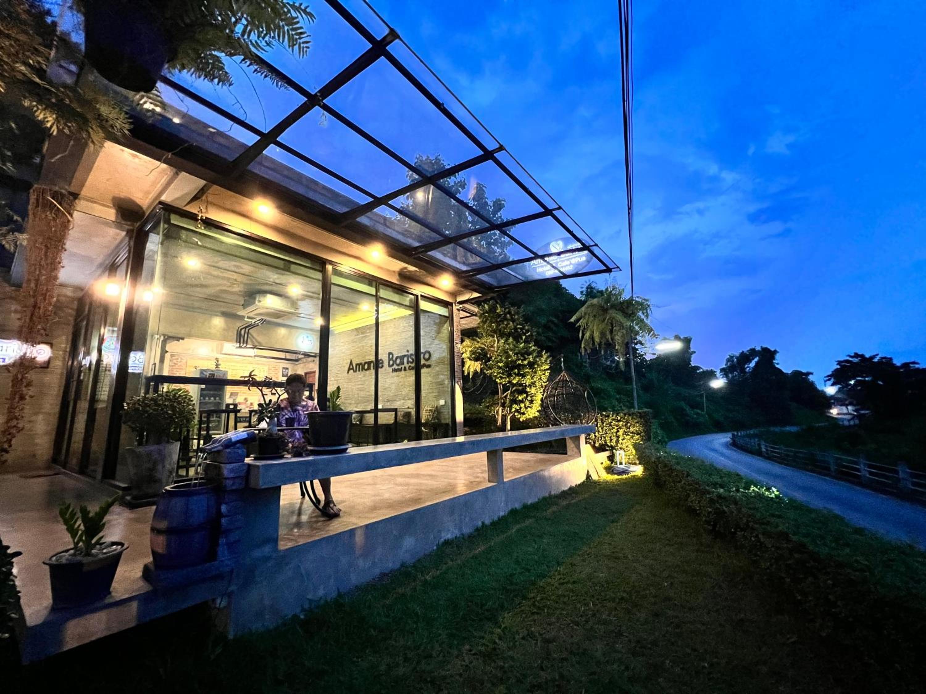 Amante Baristro Hotel & Cafe' @Pua