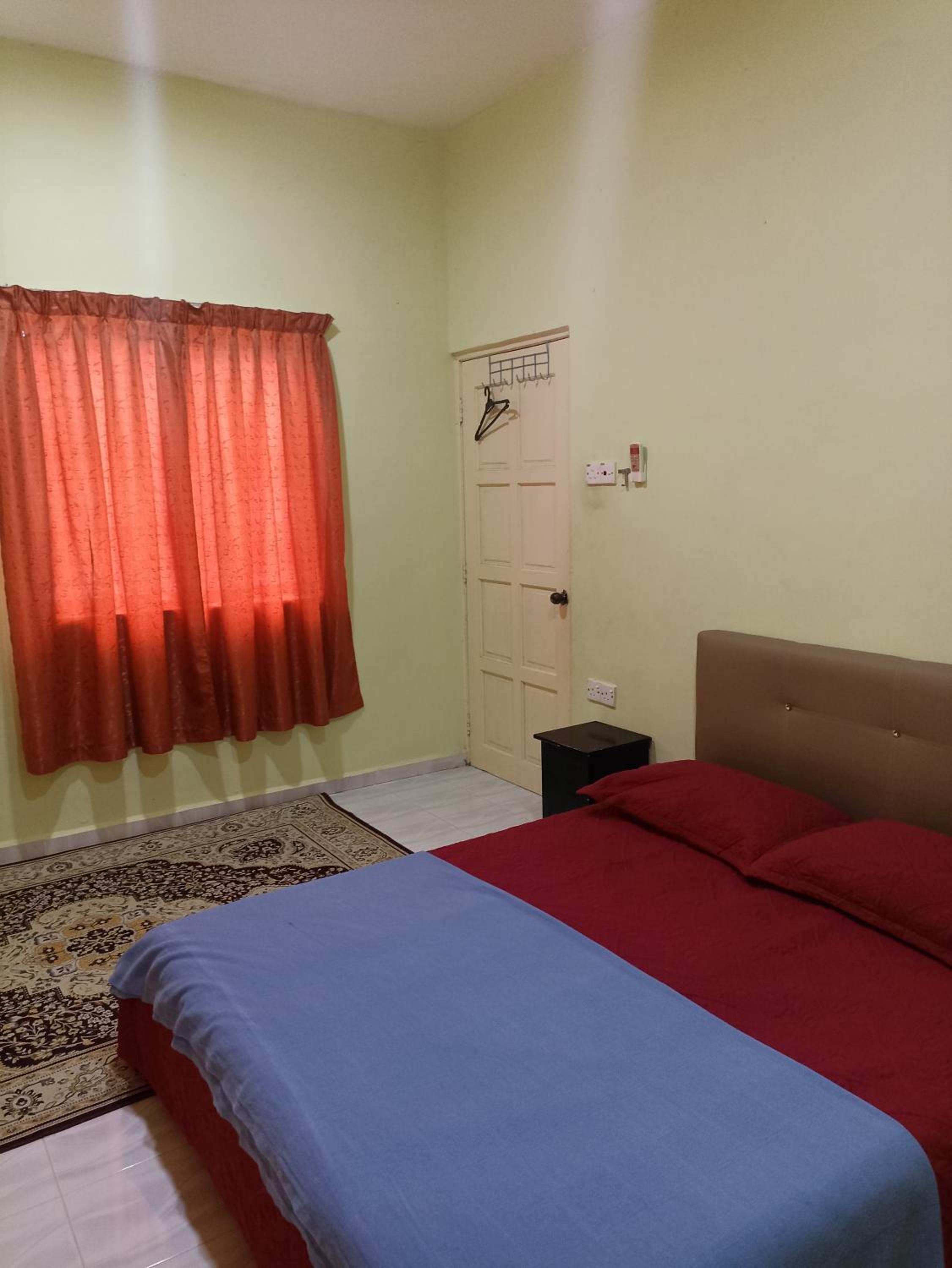 Hajjah Norma Homestay photo 3
